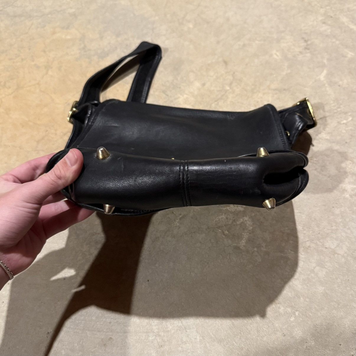 Coach Vintage 1990s Coach Stewardess Turnlock Leather Shoulder Bag Size ONE SIZE - 11 Thumbnail