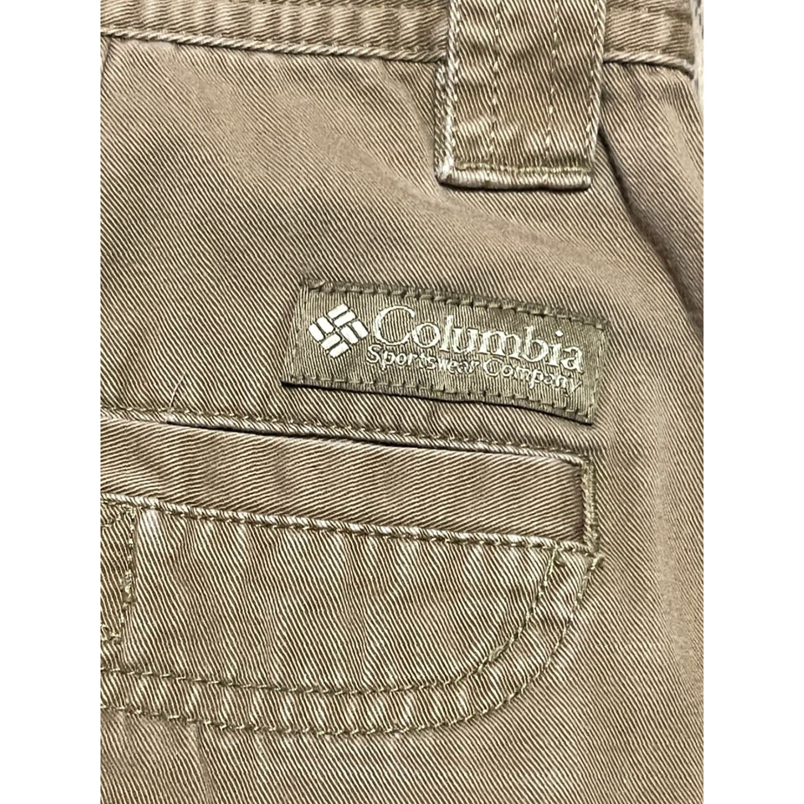 Vintage Columbia Shorts Men's Size 38 Brown Cargo Shorts Size US 38 / EU 54 - 5 Thumbnail