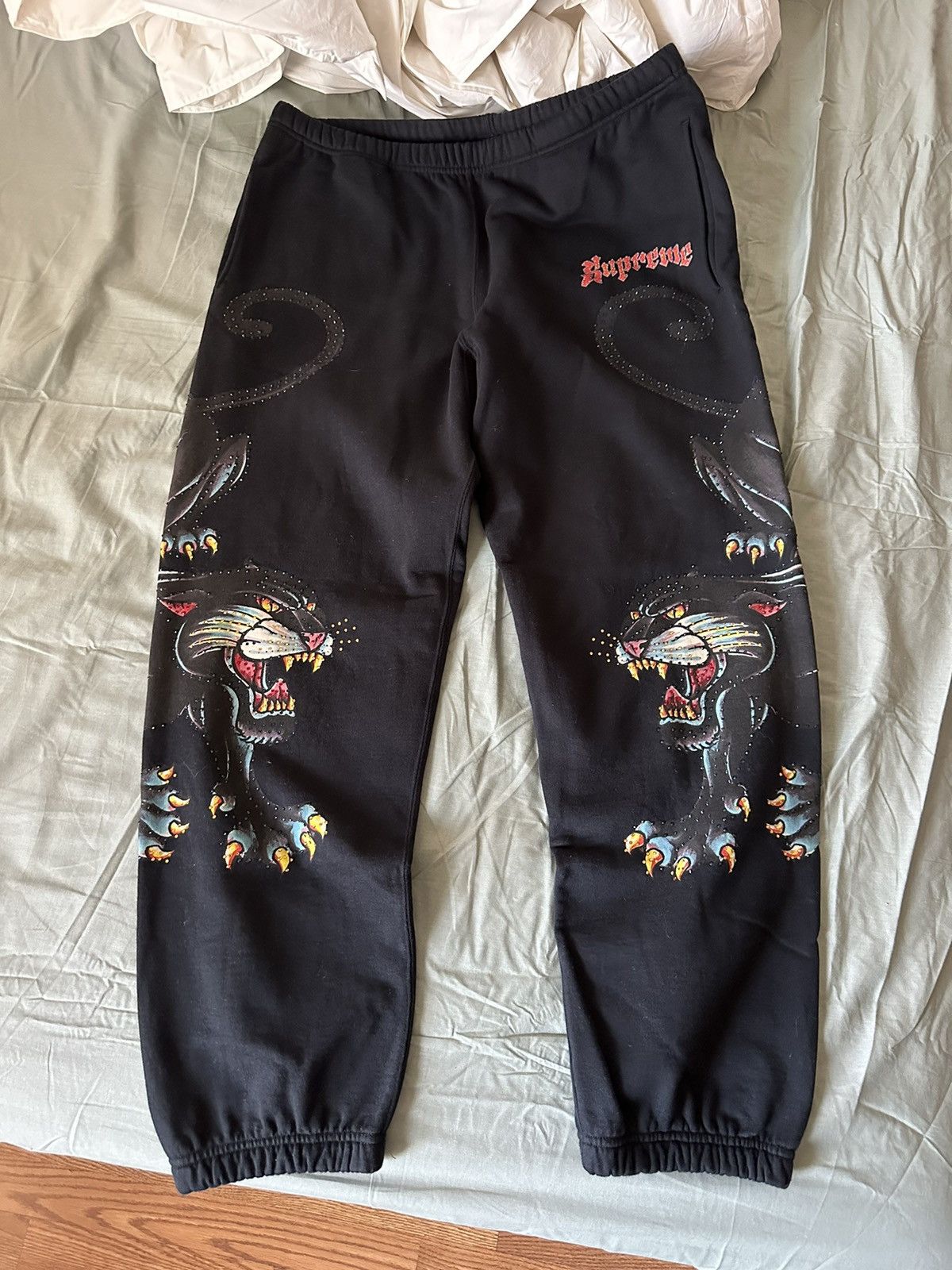 Supreme Supreme back panther sweatpants | Grailed