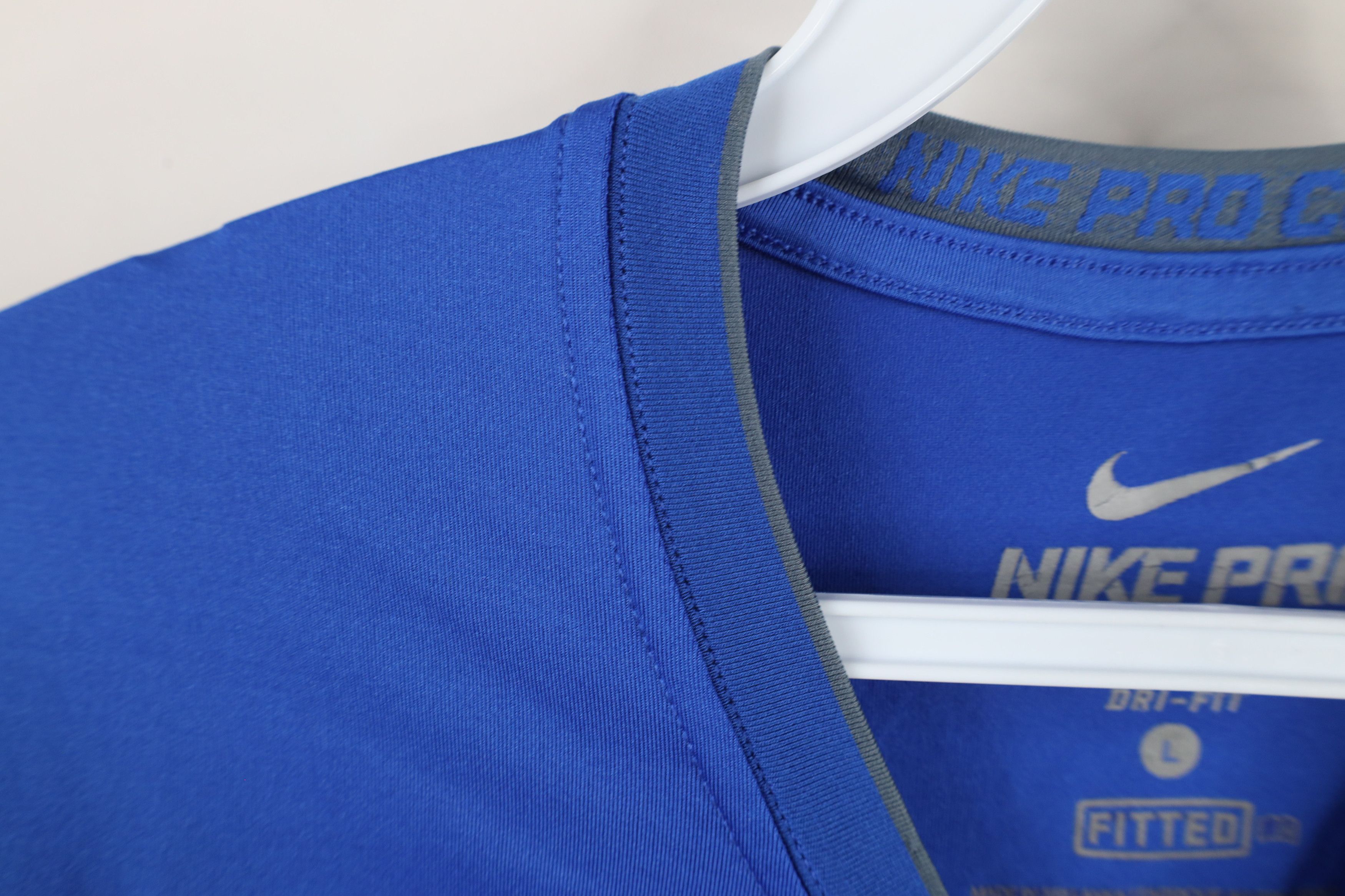 Nike × Vintage Nike Pro Combat Compression Gym Training T-Shirt Royal Blue Size US L / EU 52-54 / 3 - 5 Thumbnail