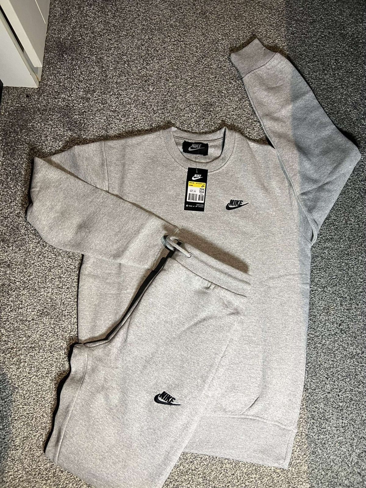 Nike Grey Nike Crewneck Tracksuit Size US L / EU 52-54 / 3 - 1 Thumbnail