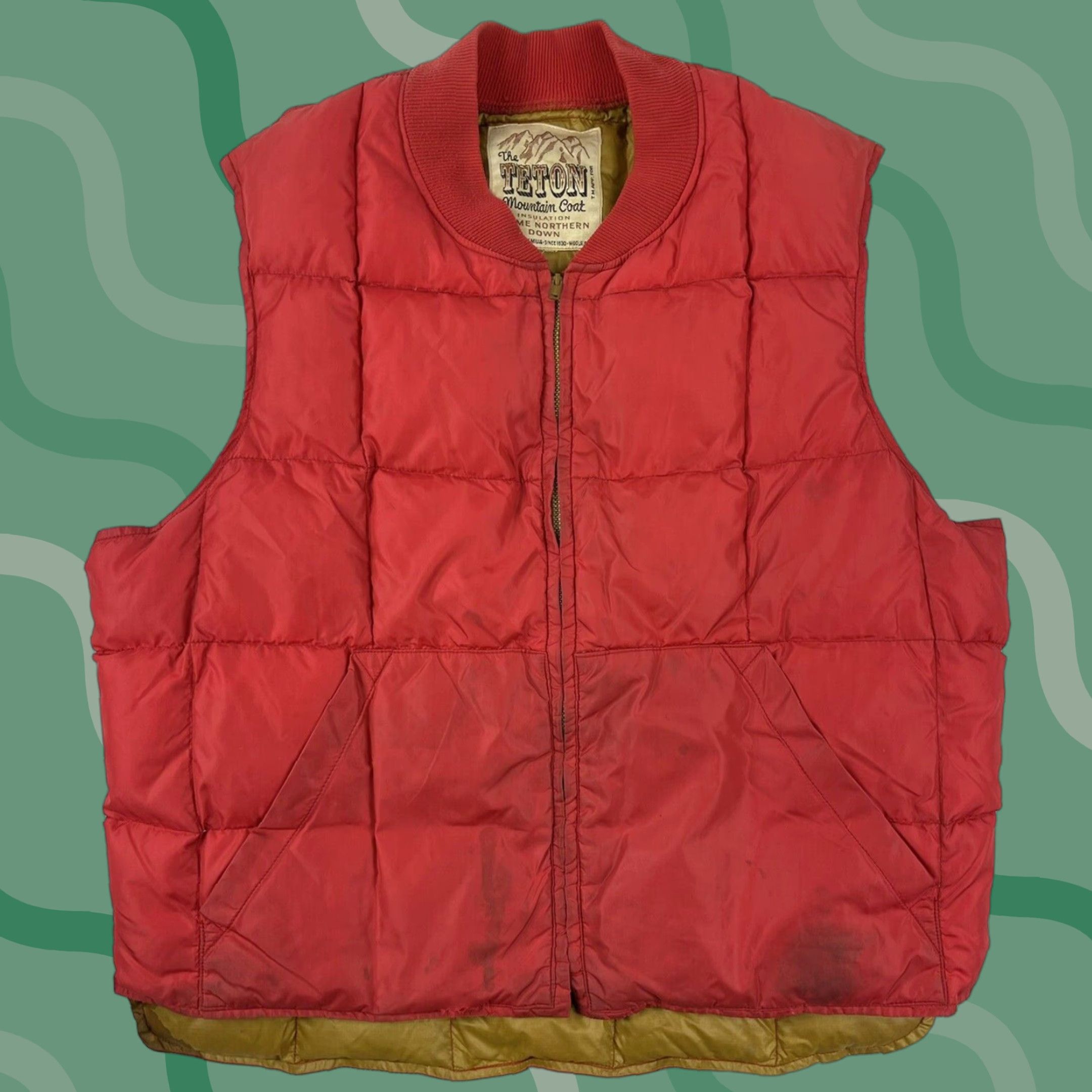 Vintage VINTAGE Woolrich Teton Mountain Vest Puffer Wool Rich Down Red Sz L Mens 80s 90s Hunting Size US L / EU 52-54 / 3 - 1 Thumbnail
