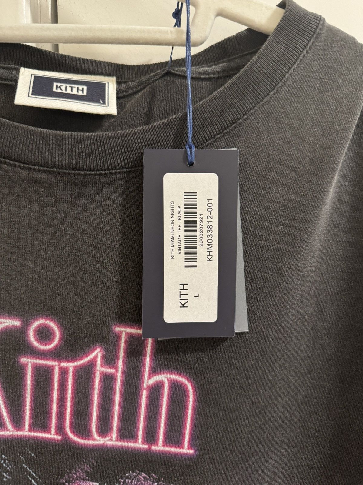 Kith Miami Nights Neon Vintage Wash Tee Large Size US L / EU 52-54 / 3 - 3 Thumbnail