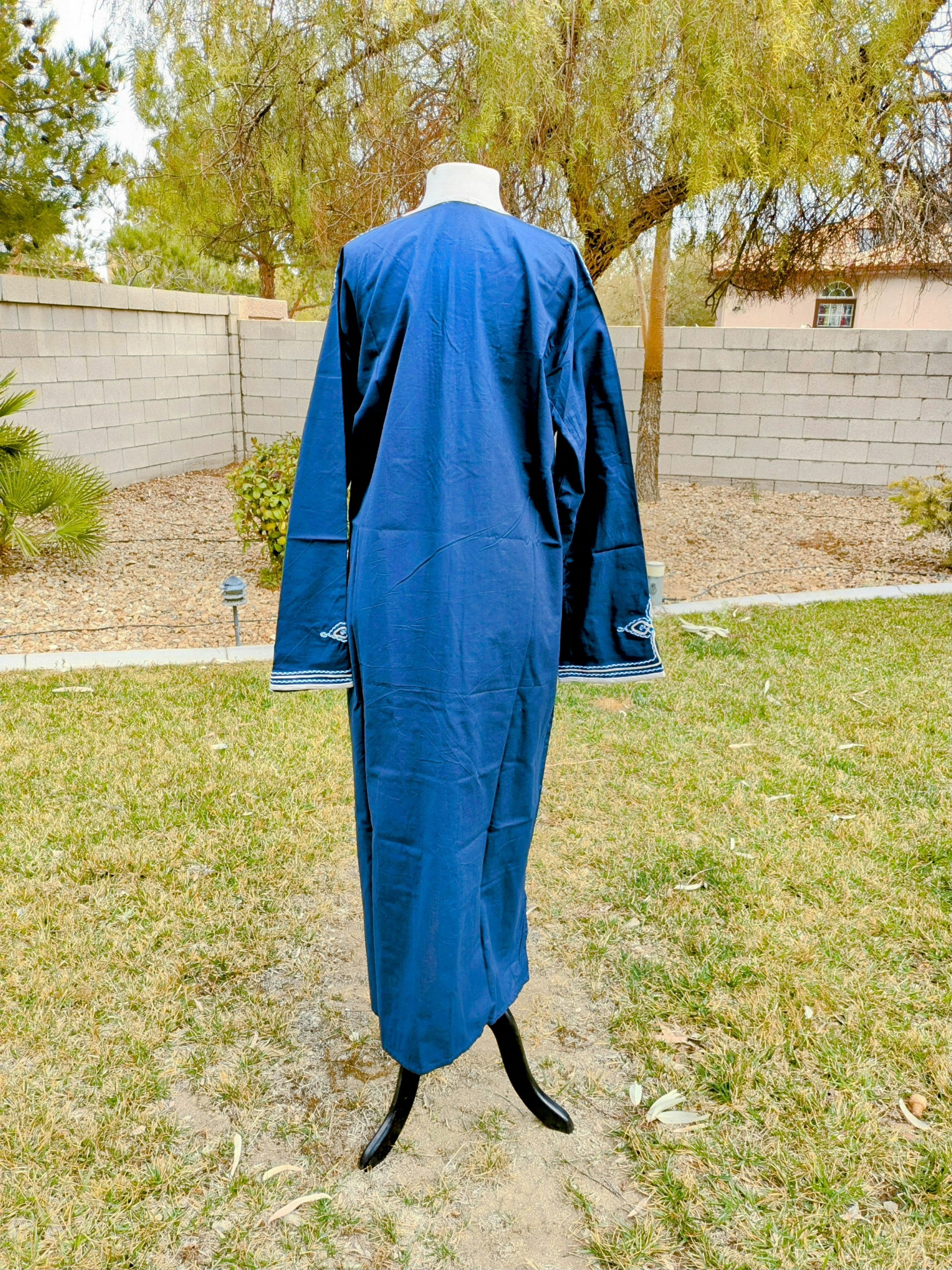 Designer Jubba/Kimono/Kaftan/Paofu/Thobe/Cassock Robe Embroidered Size S / US 4 / IT 40 - 4 Thumbnail