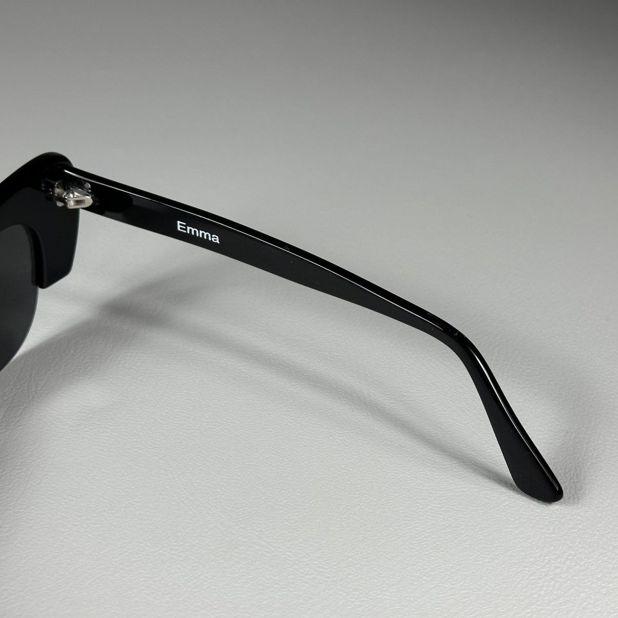 Illesteva Illesteva 9 Emma Half-Rim Cat-Eye Black Sunglasses Size ONE SIZE - 5 Thumbnail
