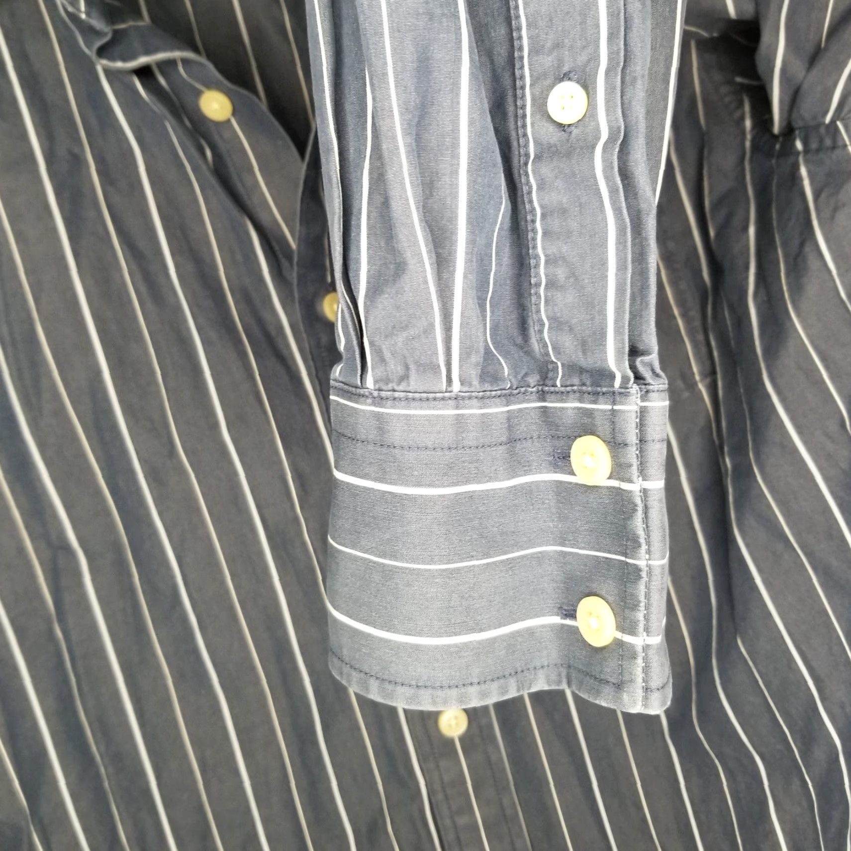 Abercrombie & Fitch Abercrombie & Fitch Mens Blue Striped Long Sleeve Muscle Button Up Size M Size US M / EU 48-50 / 2 - 4 Thumbnail