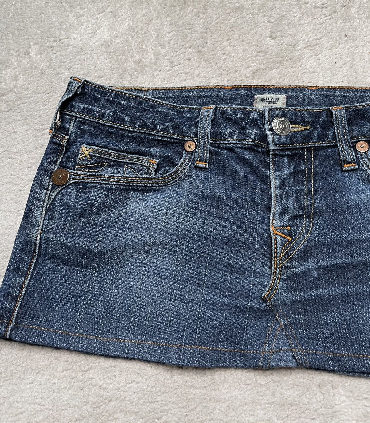 True Religion Vintage Blue Mini Denim Skirt Basic True Religion Low Rise Size 31" - 6 Thumbnail