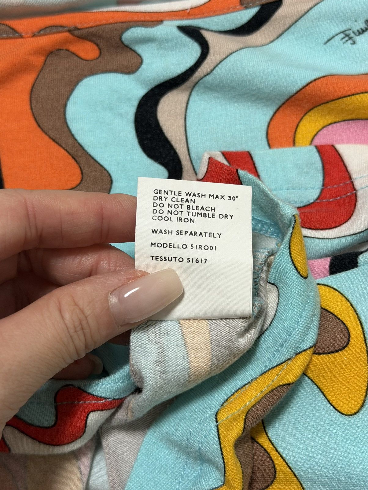Emilio Pucci EMILIO PUCCI Spring Summer 2005 Printed T-Shirt Size S / US 4 / IT 40 - 7 Thumbnail