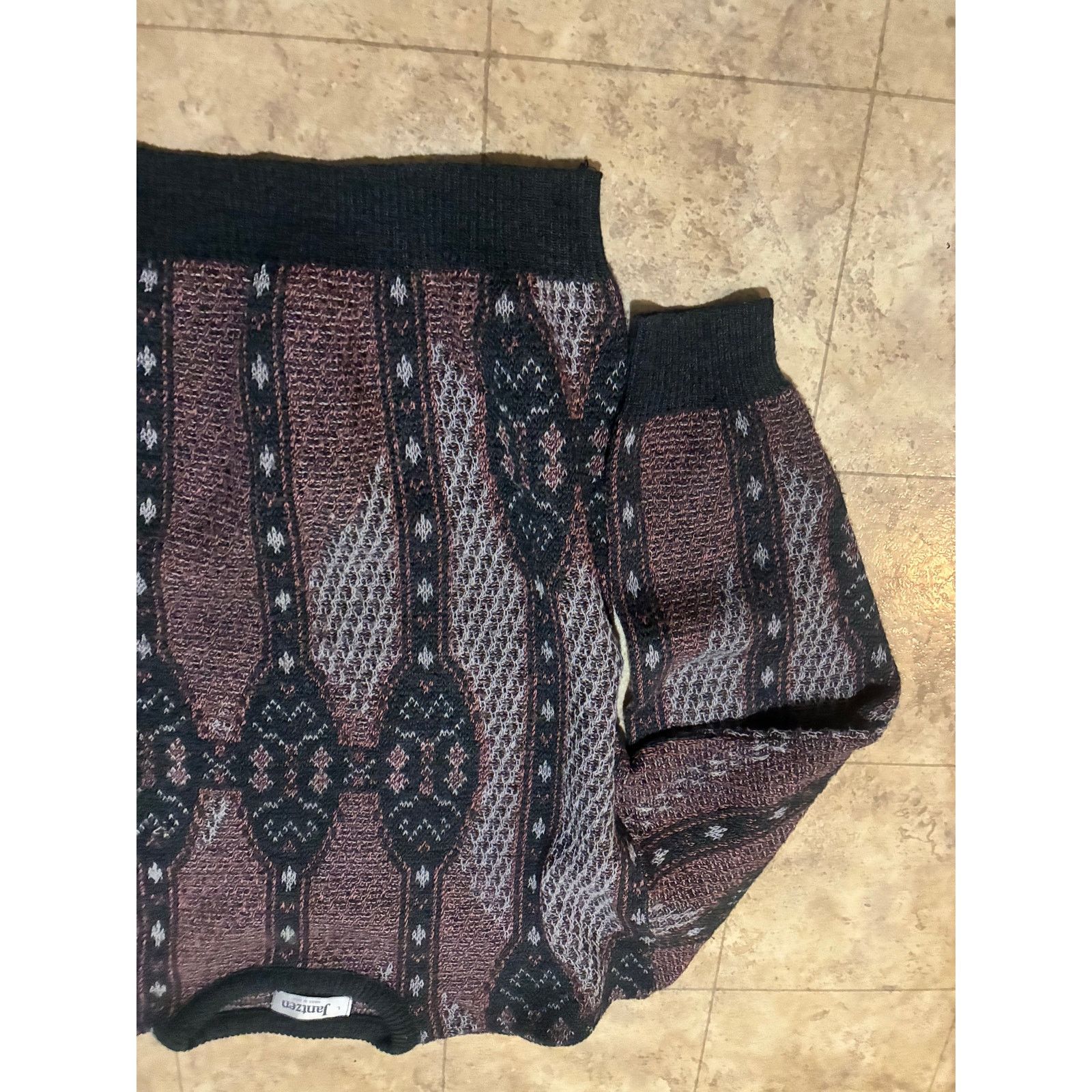 Jantzen Vintage Jantzen Knit Sweater Gray Black Maroon L Size US L / EU 52-54 / 3 - 4 Thumbnail