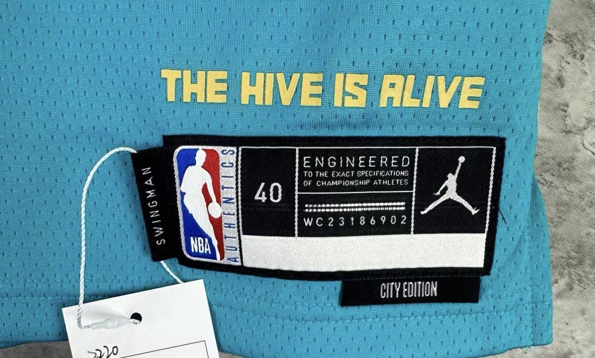 Nike Nike NBA Hornets Ball No.1 Fan Edition Jersey J42 Size US S / EU 44-46 / 1 - 5 Thumbnail