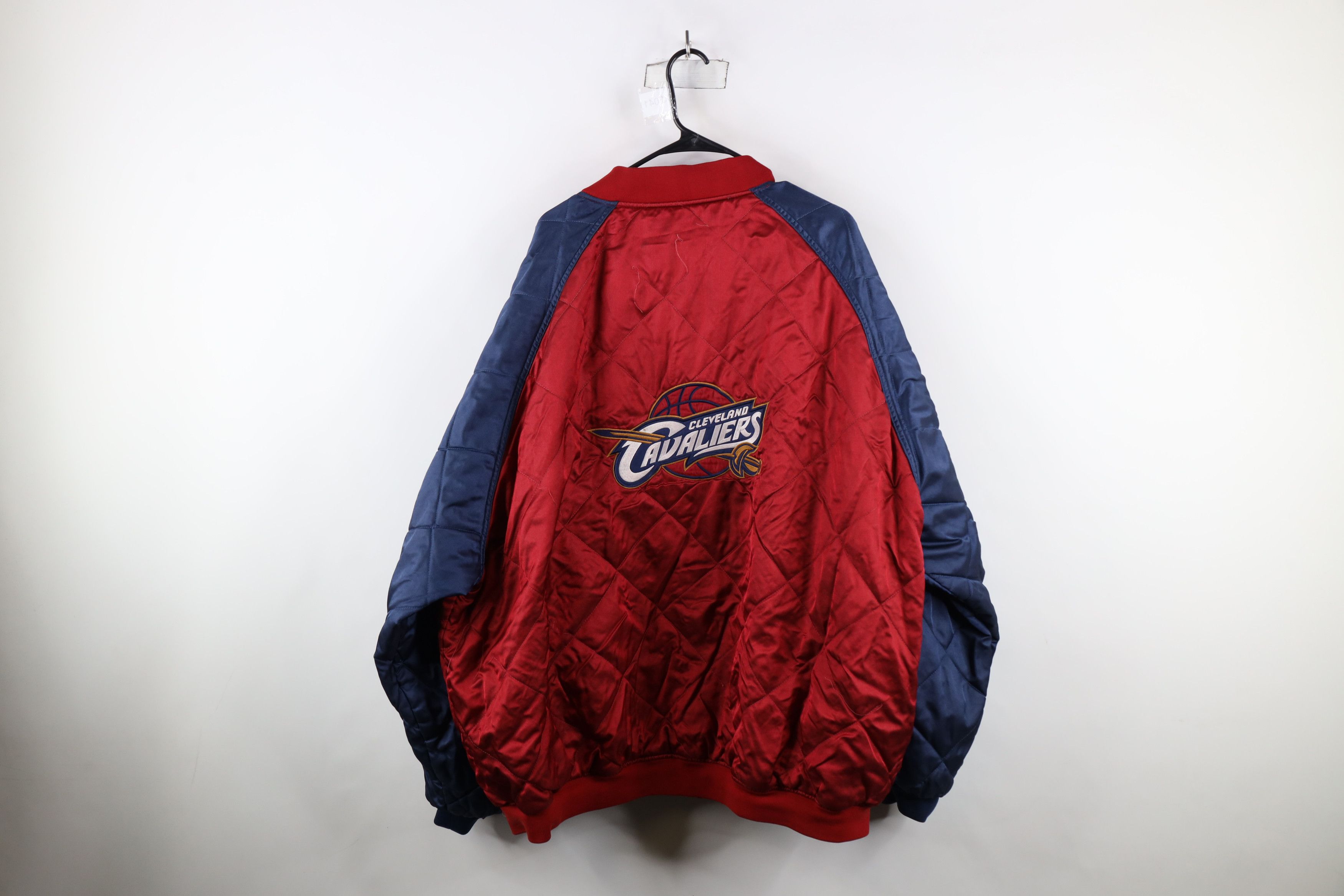 Vintage Vintage NBA Reversible Cleveland Cavaliers Bomber Jacket Size US XXL / EU 58 / 5 - 18 Thumbnail