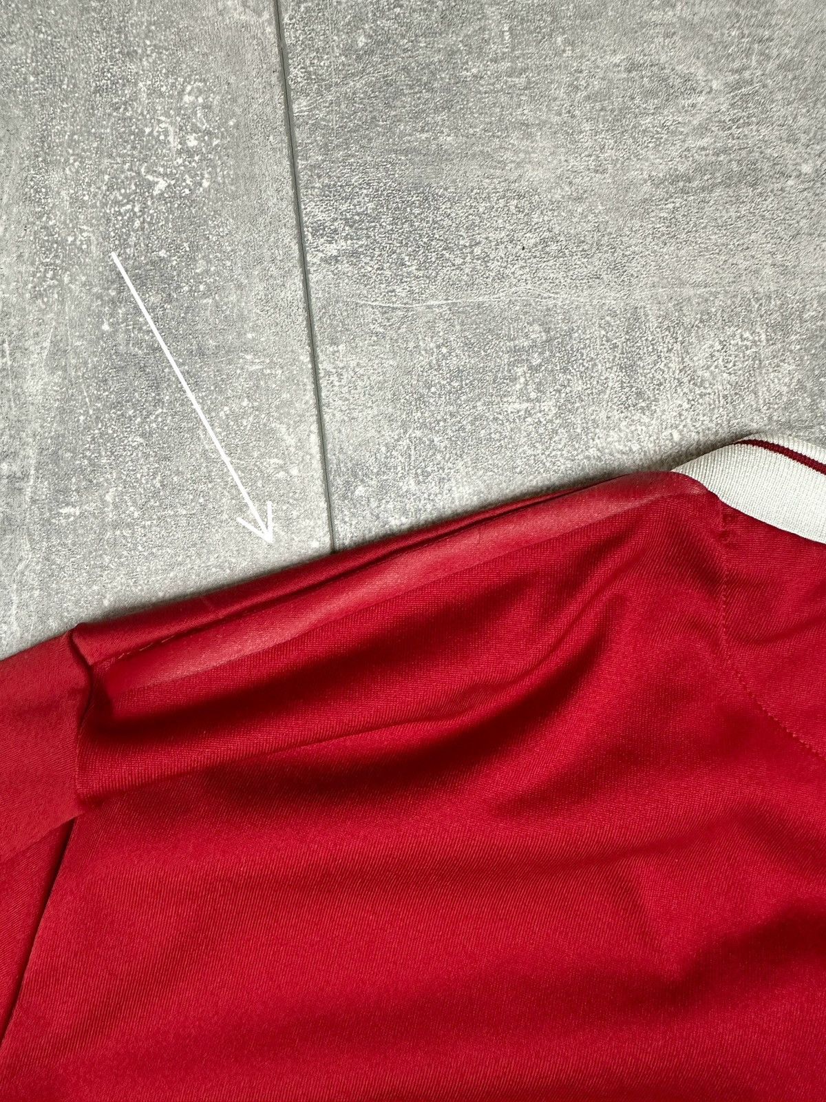 New Balance New Balance Liverpool FC 2017/18 Home Soccer Football Jersey Size US M / EU 48-50 / 2 - 17 Thumbnail