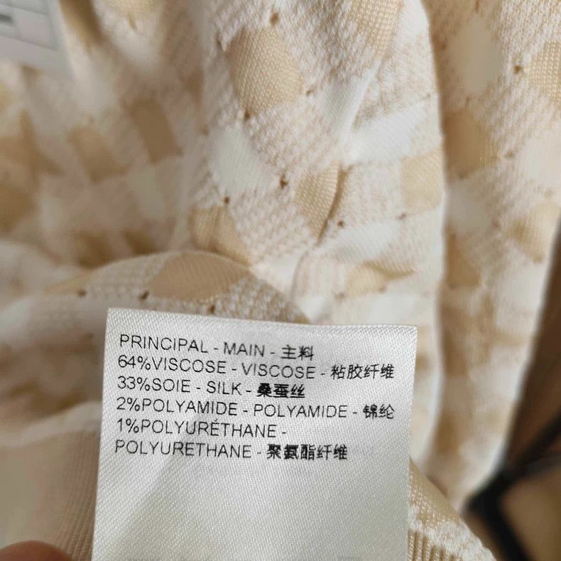 Louis Vuitton Louis Vuitton Cropped khaki check knit short sleeves Size L / US 10 / IT 46 - 4 Thumbnail