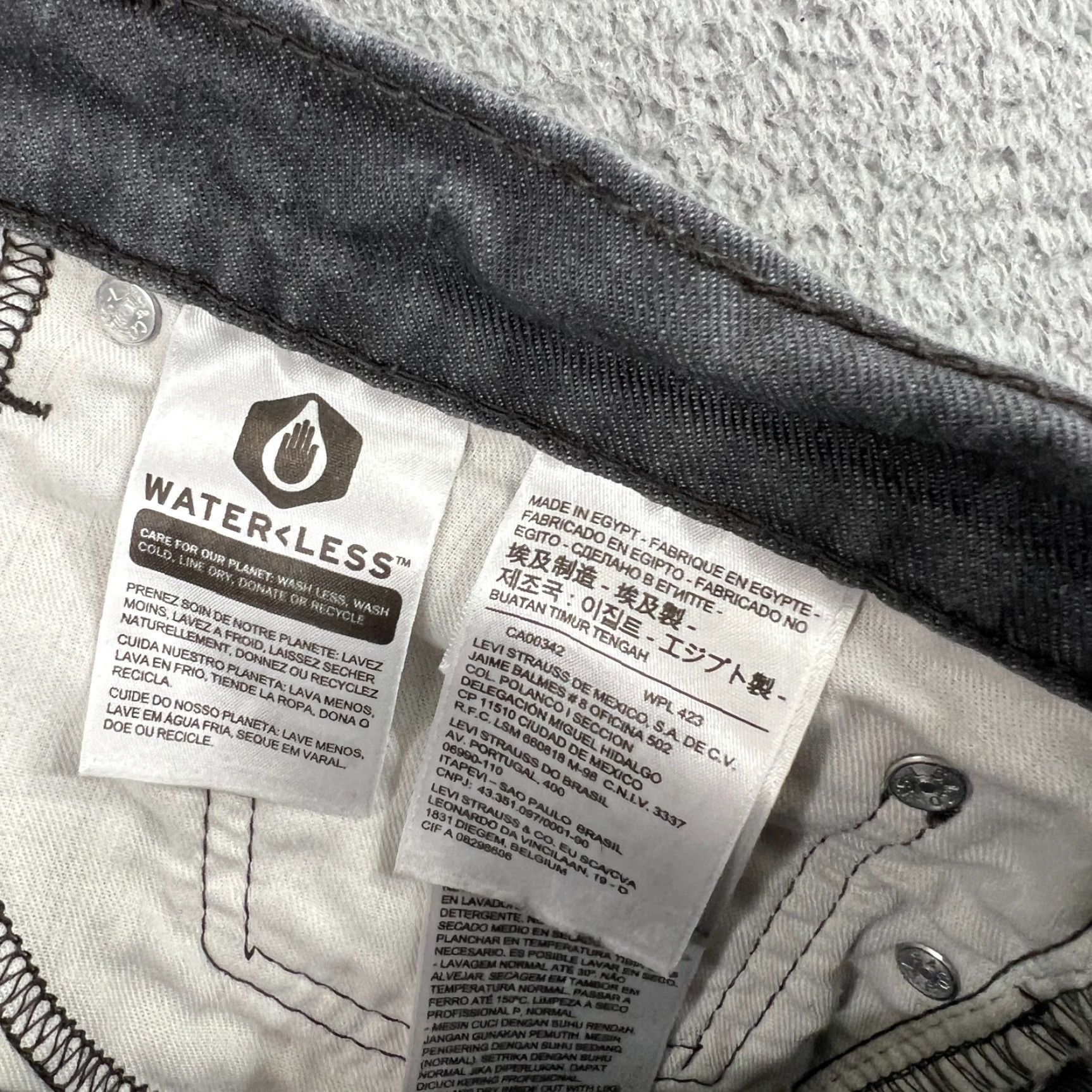 Levi's Levi's 514 Jeans Mens 34x34 Black Straight Leg 5-Pocket Denim Regular Waist Zip Inseam 34 Pockets Logo Size US 34 / EU 50 - 6 Thumbnail