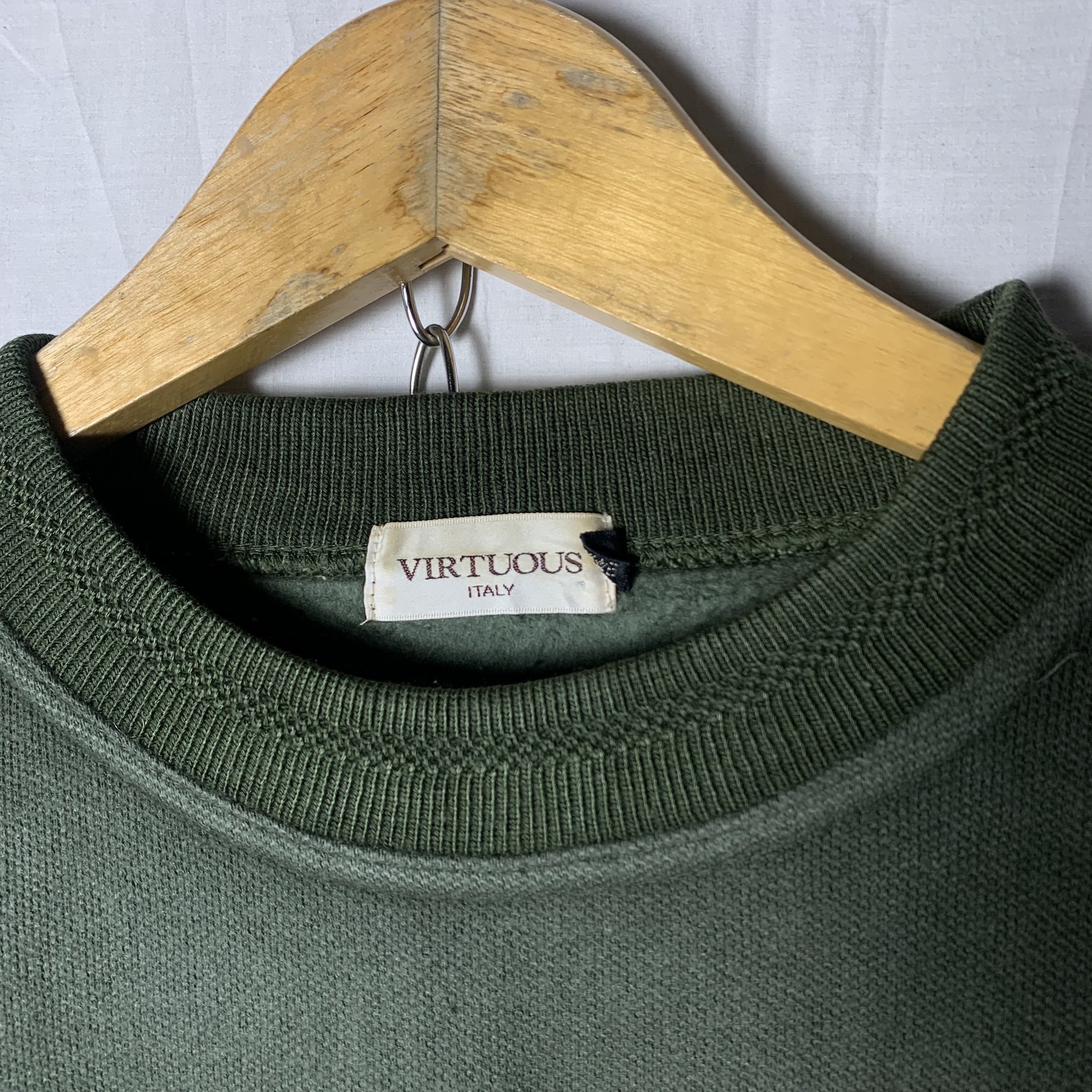 Vintage Vintage Virtuous Italy Classic Sweatshirt Creneck Size US L / EU 52-54 / 3 - 4 Thumbnail