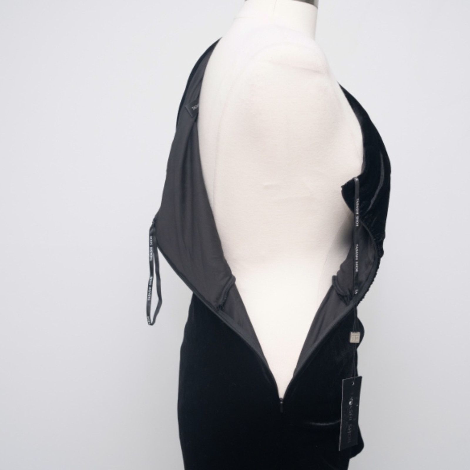 Tadashi Shoji Tadashi Shoji. Velvet Draped One-Shoulder Gown. Size L / US 10 / IT 46 - 16 Thumbnail