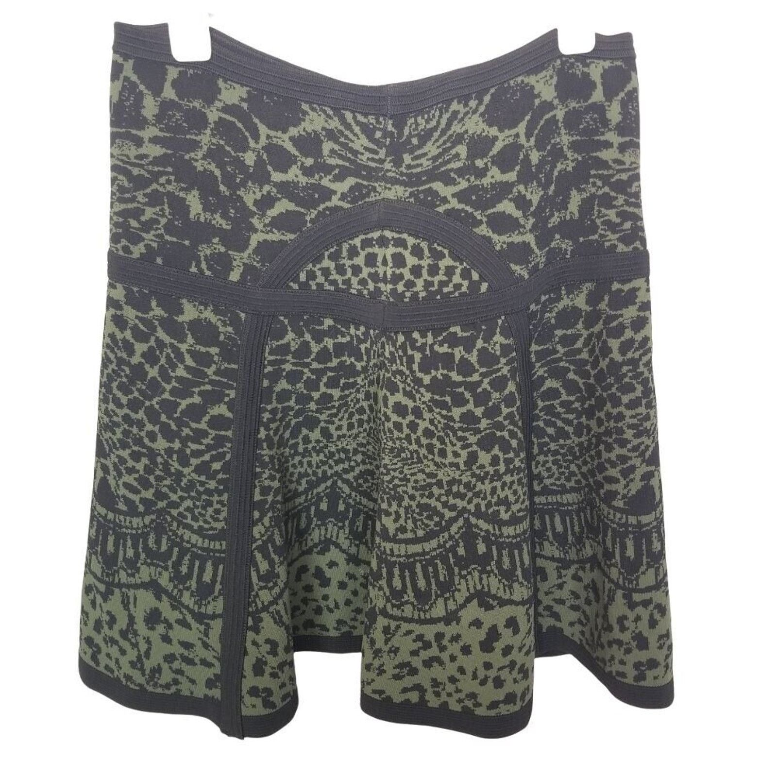Diane von Furstenberg DVF Diane Von Furstenberg Animal Print Mini Skirt Preppy XS Size 26" / US 2 / IT 38 - 2 Thumbnail