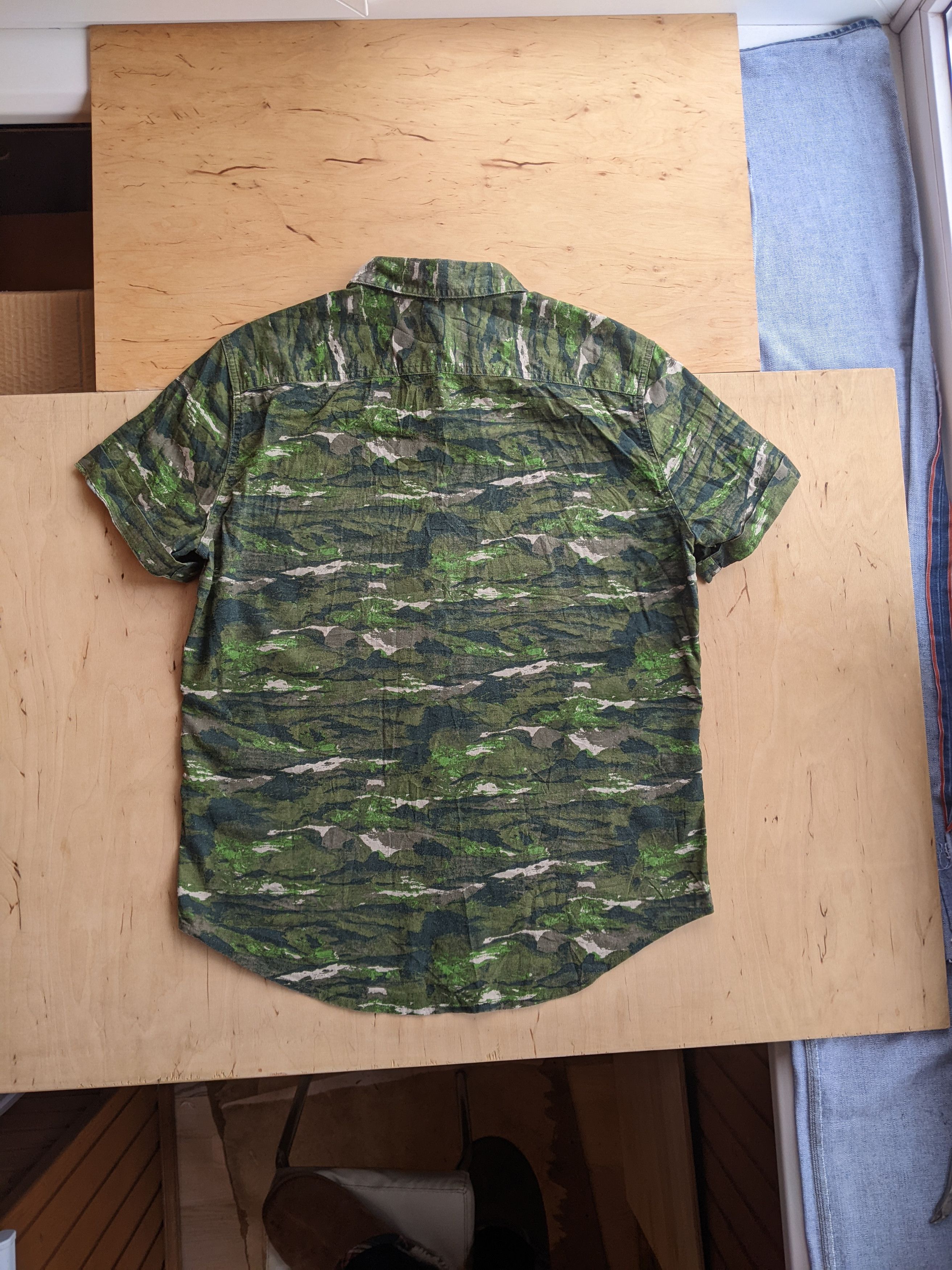 Japanese Brand × Levi's Levi`s Camo Print Shirt Polo Vintage Size M Maharishi Size US M / EU 48-50 / 2 - 5 Thumbnail