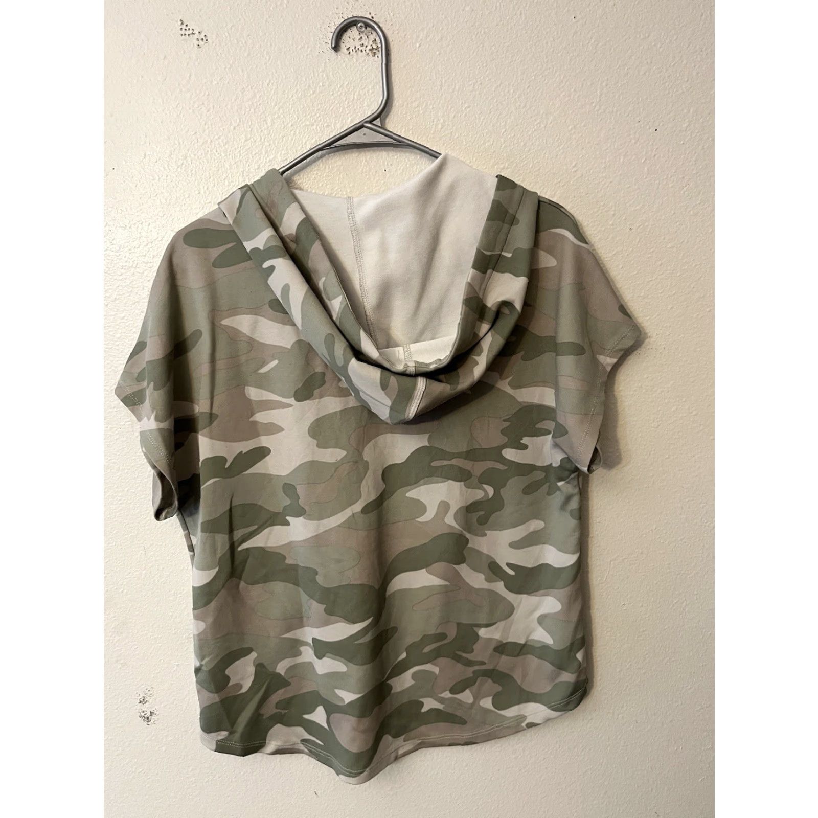 Vintage PHILOSOPHY Green Camo Modal Hooded Cap Sleeve Shirt Large Hoodie Womens Size L / US 10 / IT 46 - 3 Thumbnail