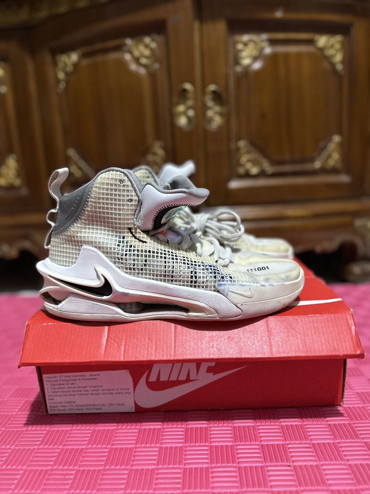 Nike GT jump 1 summit white Size US 9 / EU 42 - 1 Thumbnail