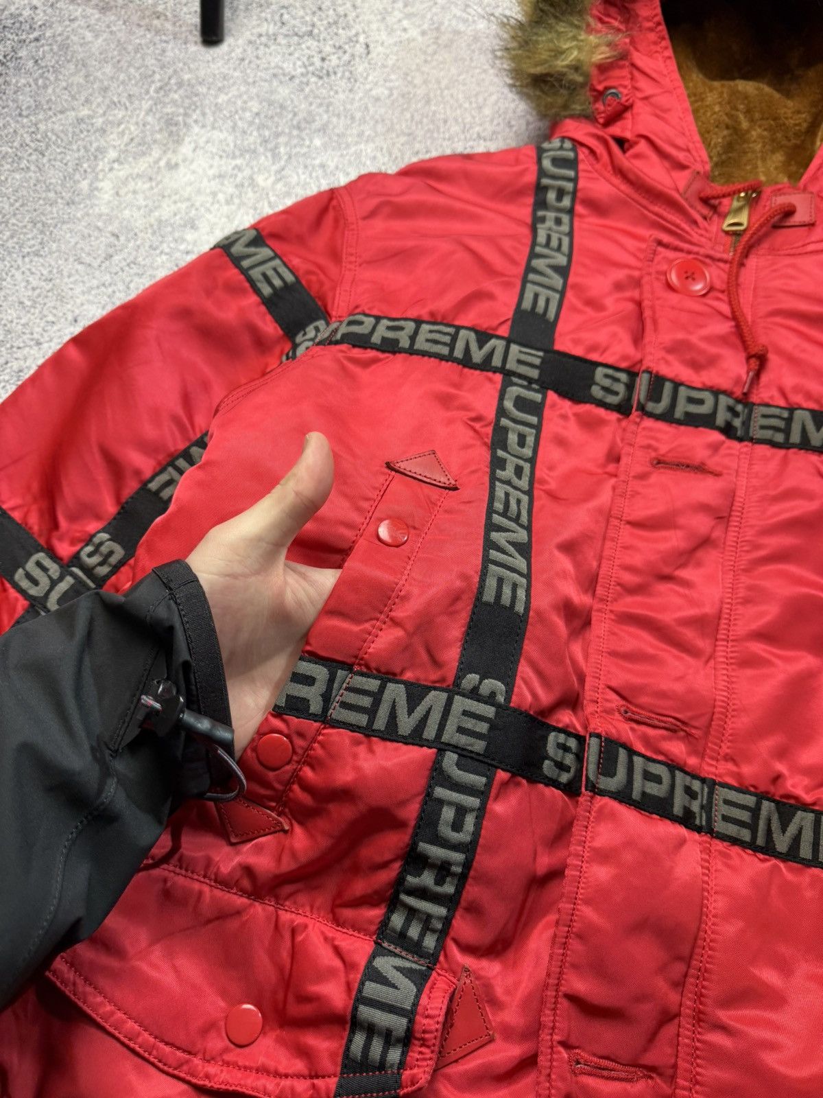 Supreme Supreme Logo Tape N-3B Parka Size US M / EU 48-50 / 2 - 11 Thumbnail