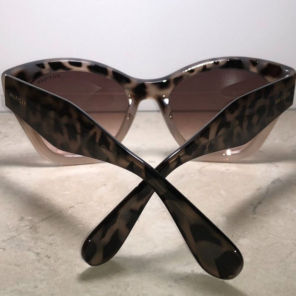 Tommy Hilfiger Tommy Hilfiger Cat-Eye Gray Animal Print Sunglasses Size ONE SIZE - 3 Thumbnail