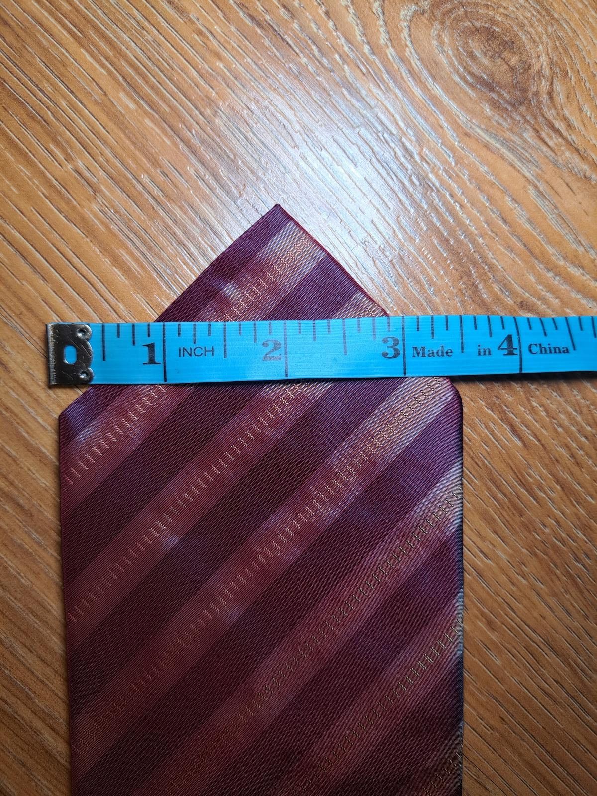 Hugo Boss Hugo Boss 100% Silk Tie Red Striped Made in Italy Necktie Size ONE SIZE - 7 Thumbnail