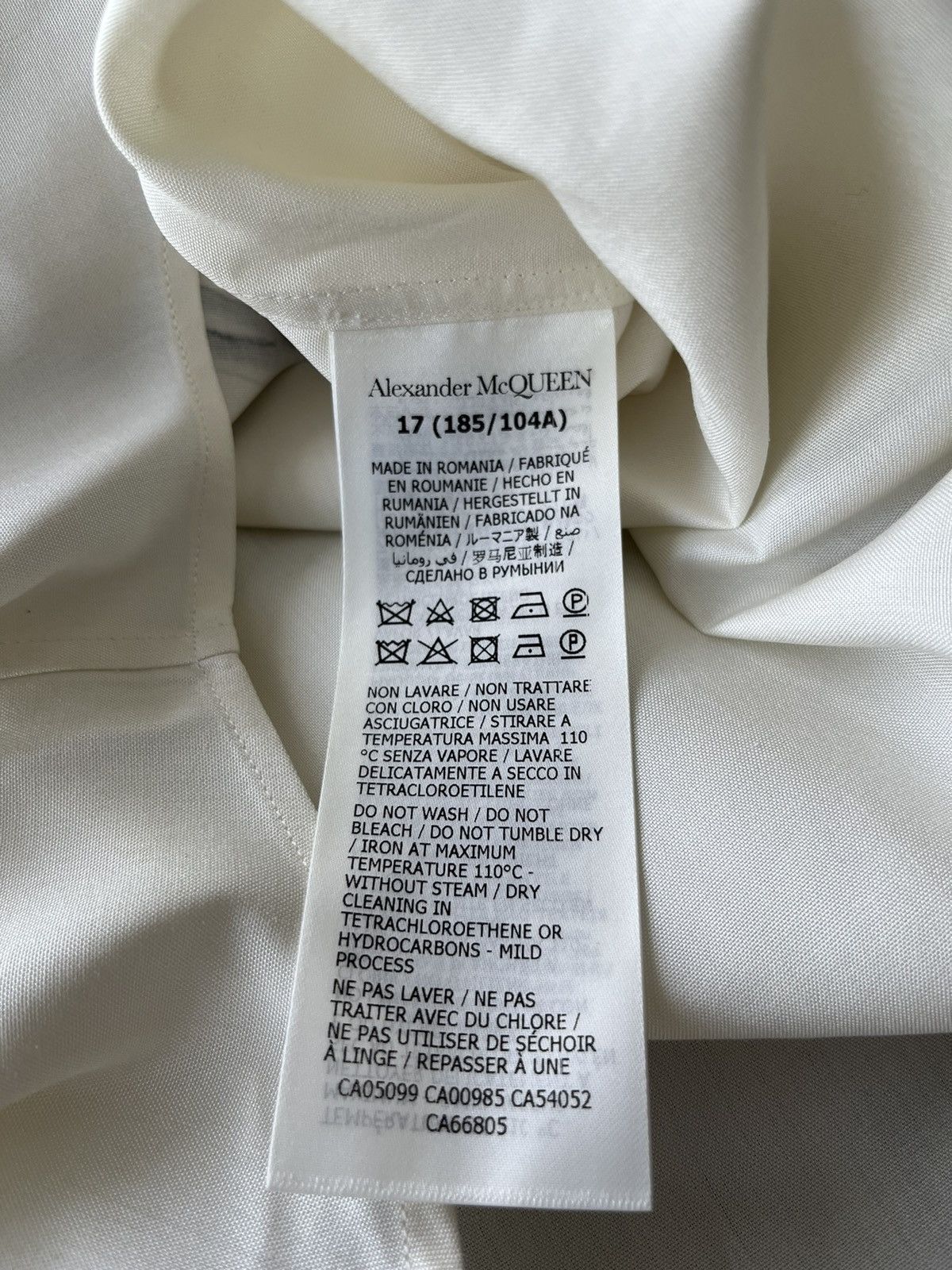 Alexander McQueen × MCQ × McQ Alexander McQueen Rare $1,800 Alexander McQueen Super Runway Celebrity Shirt Size US XL / EU 56 / 4 - 15 Thumbnail