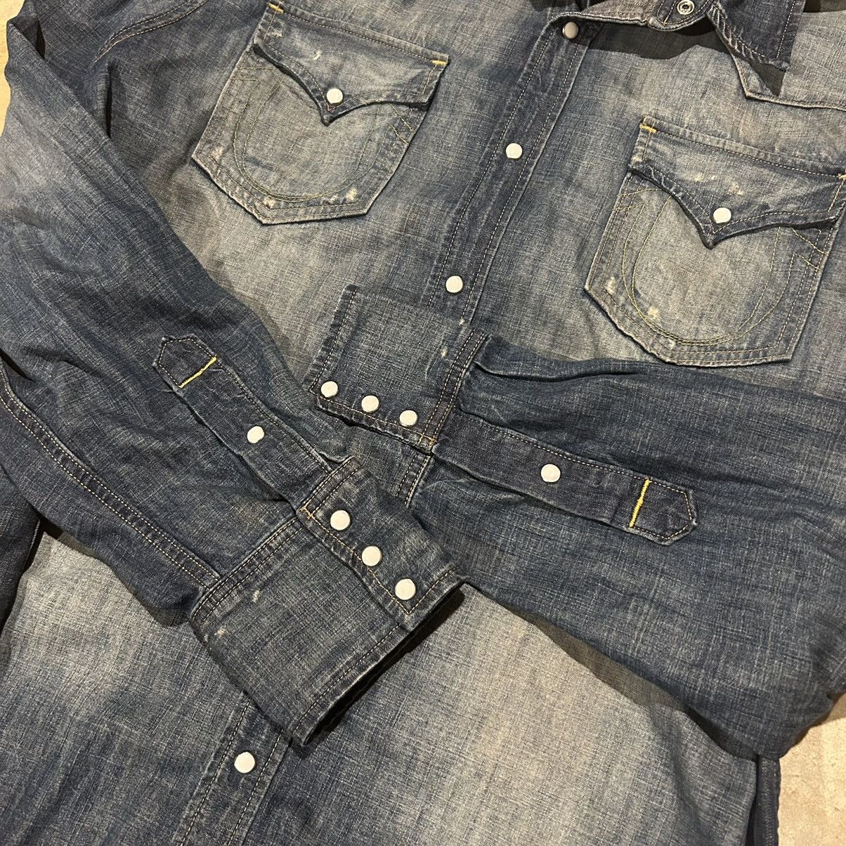 True Religion × Vintage Crazy Vintage Y2K True Religion Faded Pearl Snap Shirt Size US XXL / EU 58 / 5 - 5 Thumbnail