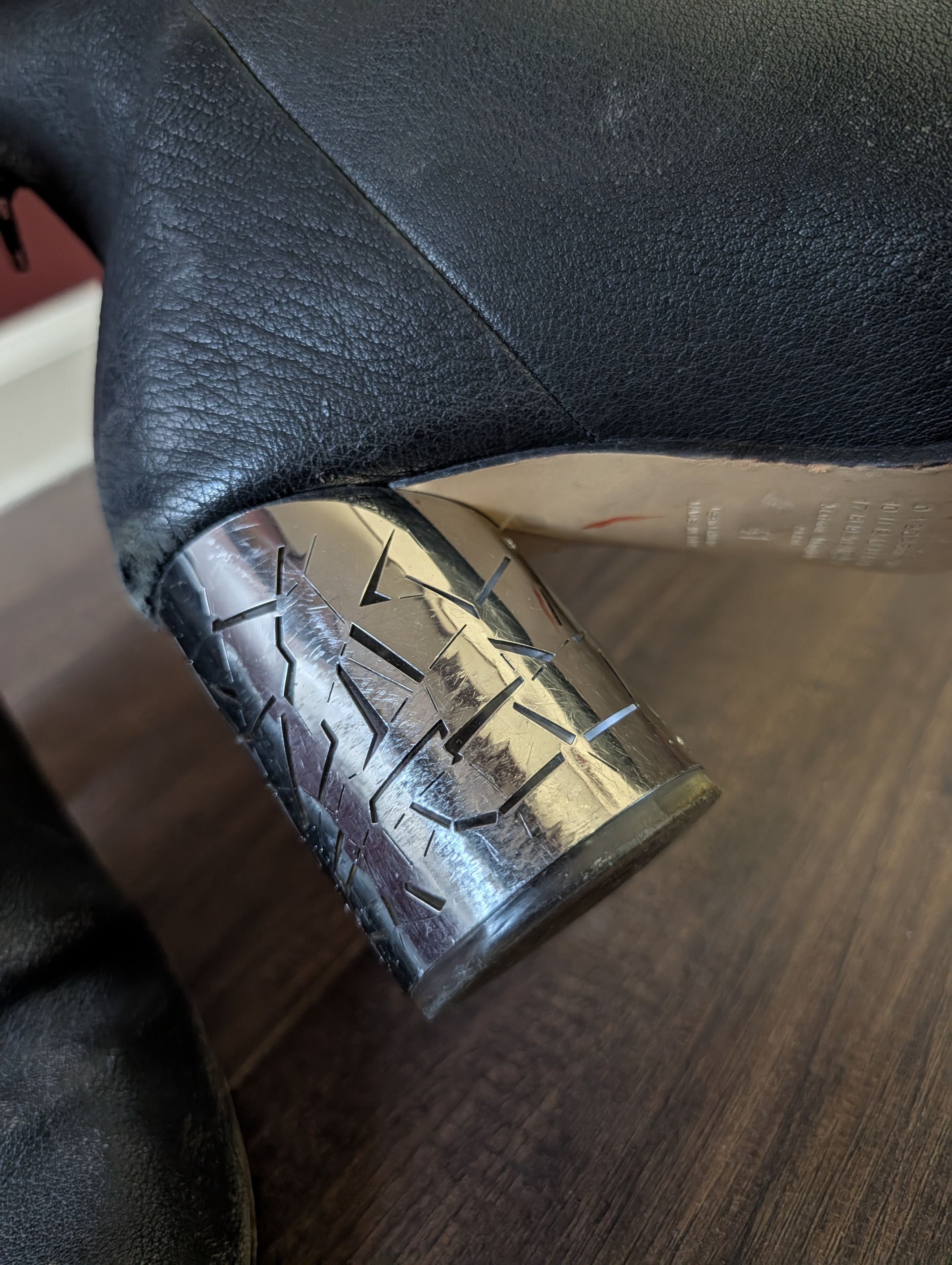 Maison Margiela Shattered mirror heeled black leather zip-up boots 41 Size US 8 / EU 41 - 5 Thumbnail