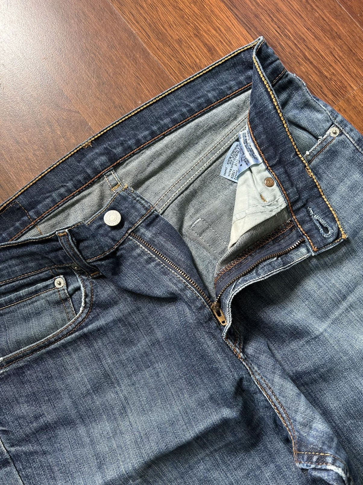 Levi's Vintage Levis 751 Denim Jeans Wash Faded Men’s Size W33 L32 Size US 33 - 12 Thumbnail
