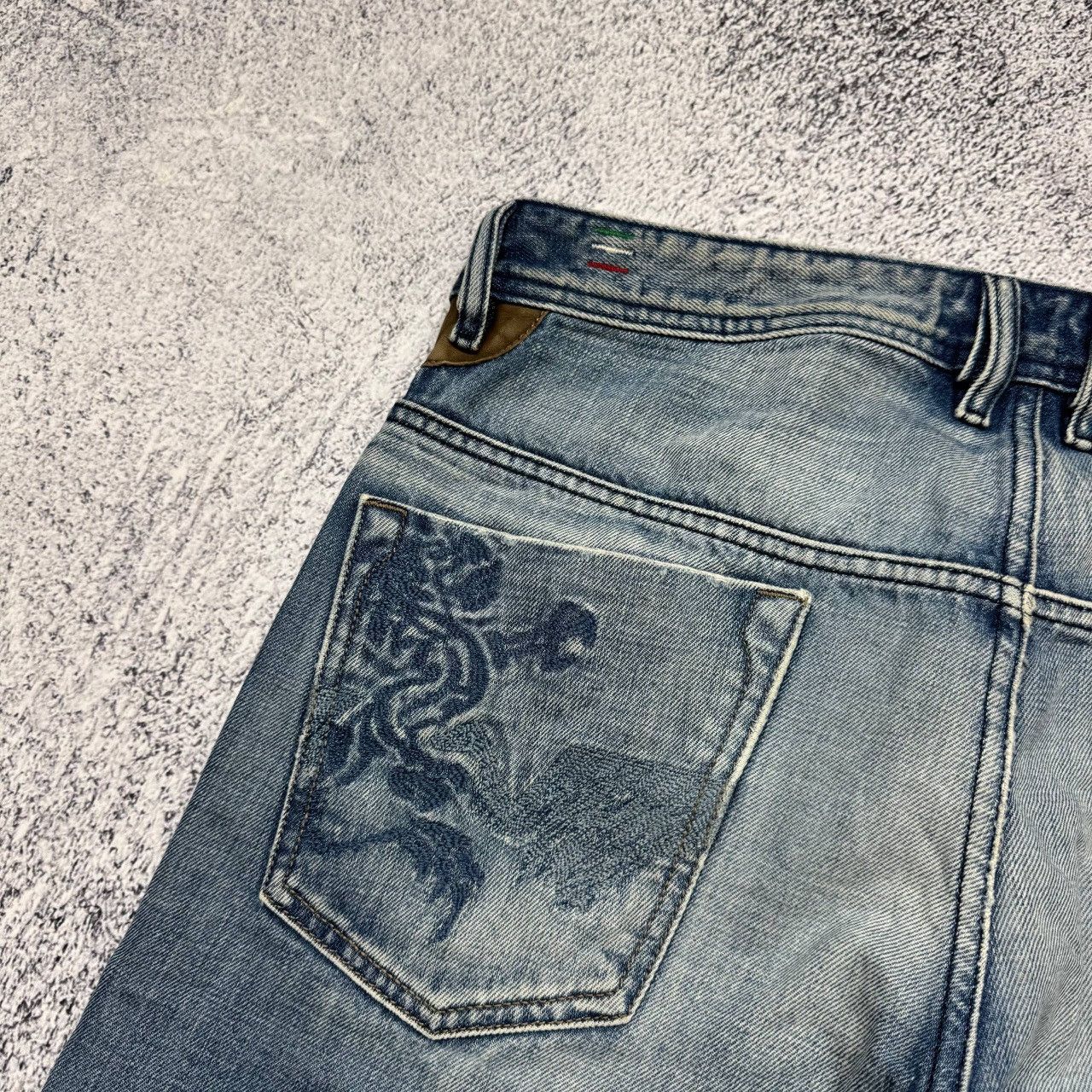 Diesel Diesel Industry Baggy Faded Big Logo Denim Jeans Mens 33 Size US 33 - 17 Thumbnail