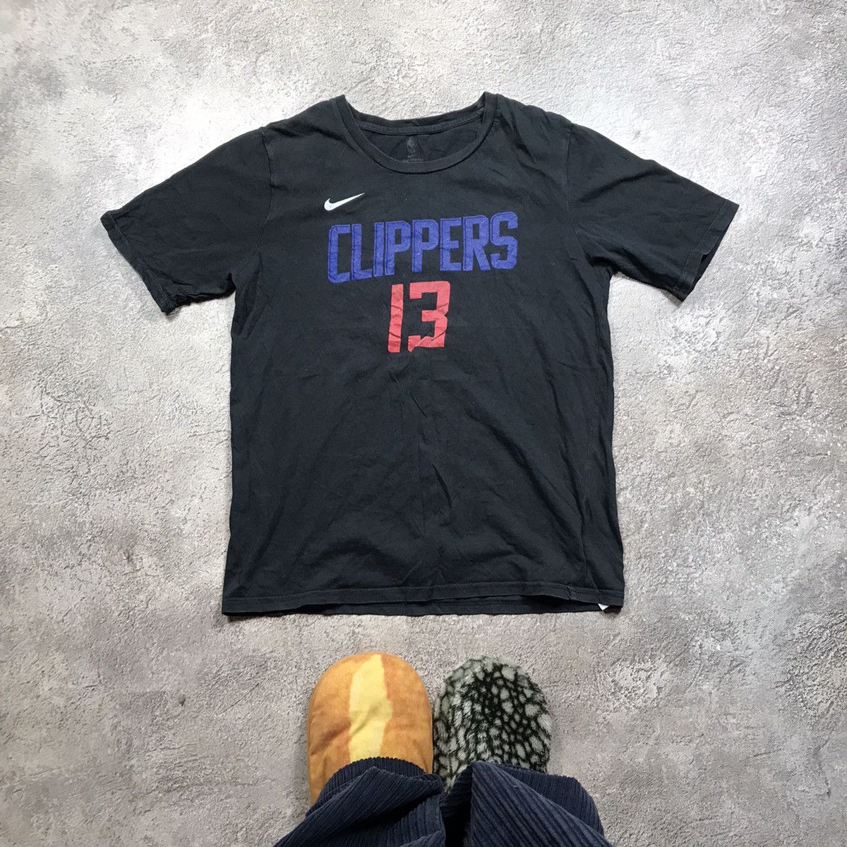 Vintage Vintage 90s Nike Clippers Graphic Tee Streetwear Y2K Slim M Size US M / EU 48-50 / 2 - 1 Thumbnail