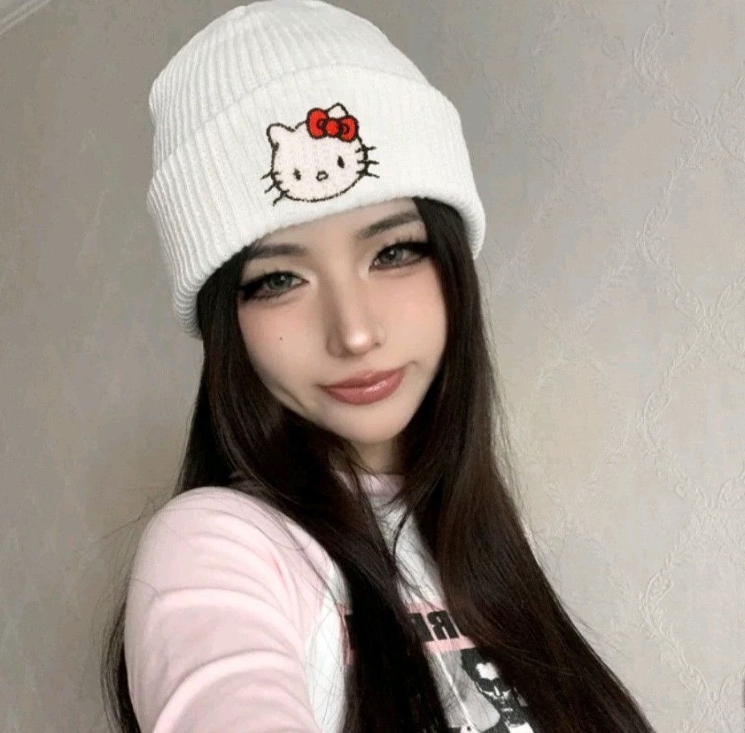 Japanese Brand 💥Hello kitty white colour harajuku beanie Size ONE SIZE - 1 Thumbnail