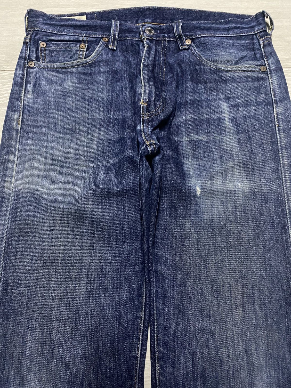 Levi's Vintage Levis Big E Y2K USA Blue Wash Distressed Jeans Size US 31 - 3 Thumbnail