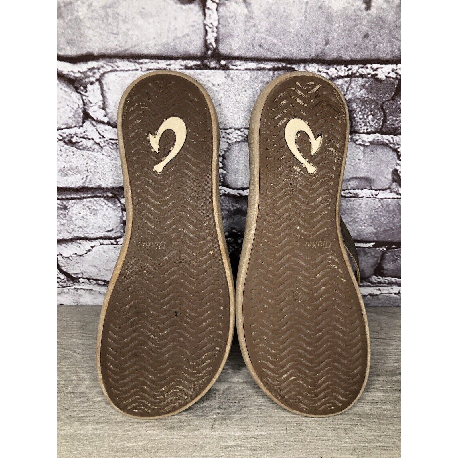 Olukai Olukai Kapehe Luana Gold Leather Beach Flip Flops Sandals Wo Size US 9 / IT 39 - 7 Thumbnail