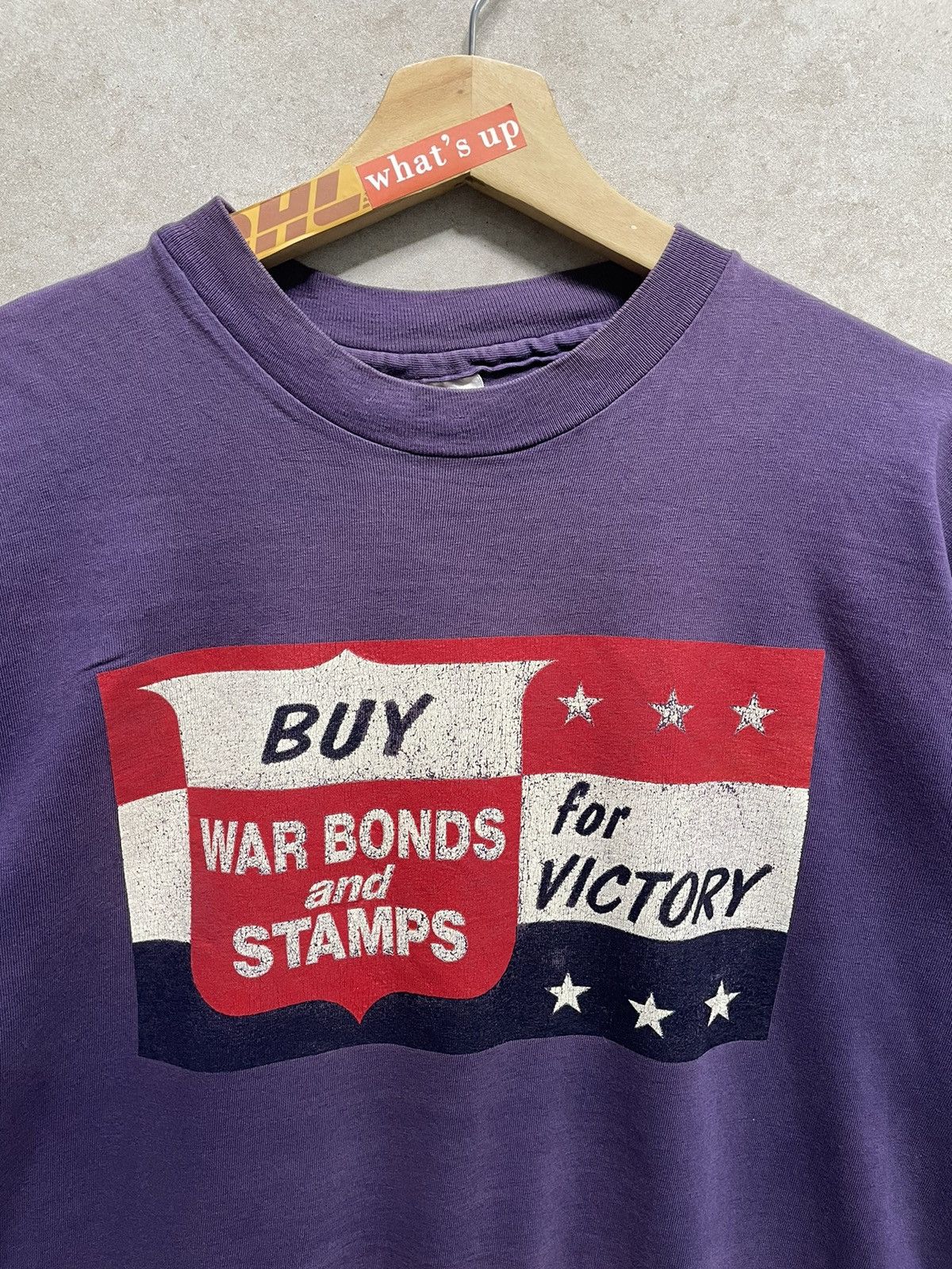 Vintage Vintage War Bonds & Stamp Tee Size US L / EU 52-54 / 3 - 2 Thumbnail