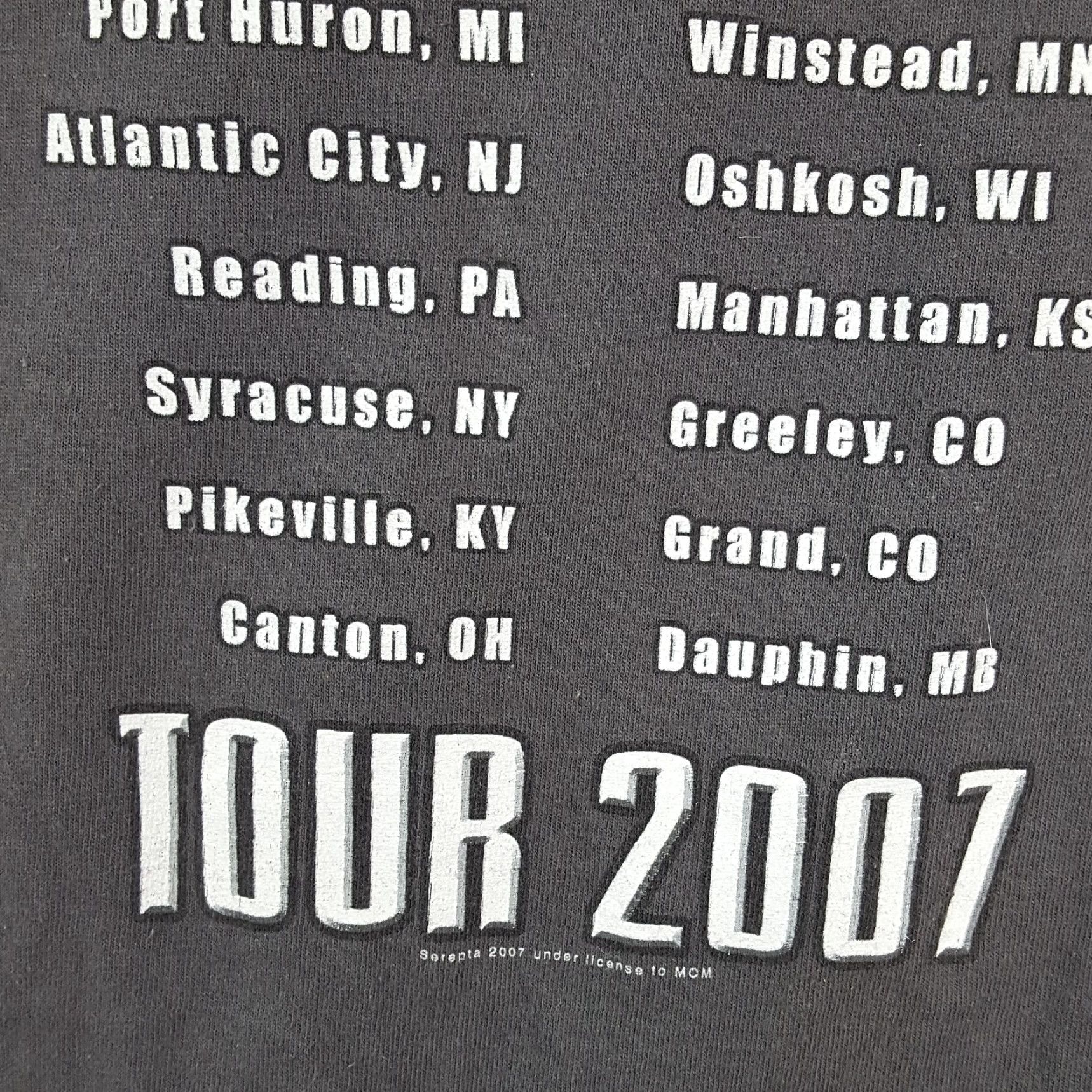 Gildan VINTAGE Trace Adkins Dangerous Man Tour T Shirt 90s Grunge Cotton XL Gray Mens Vintage Tour Logo Embroidered Power Band Shirt Size US XL / EU 56 / 4 - 6 Thumbnail