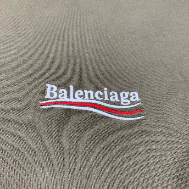 Balenciaga Balenciaga Green embroidered Coca-Cola short-sleeve Size US XS / EU 42 / 0 - 8 Thumbnail