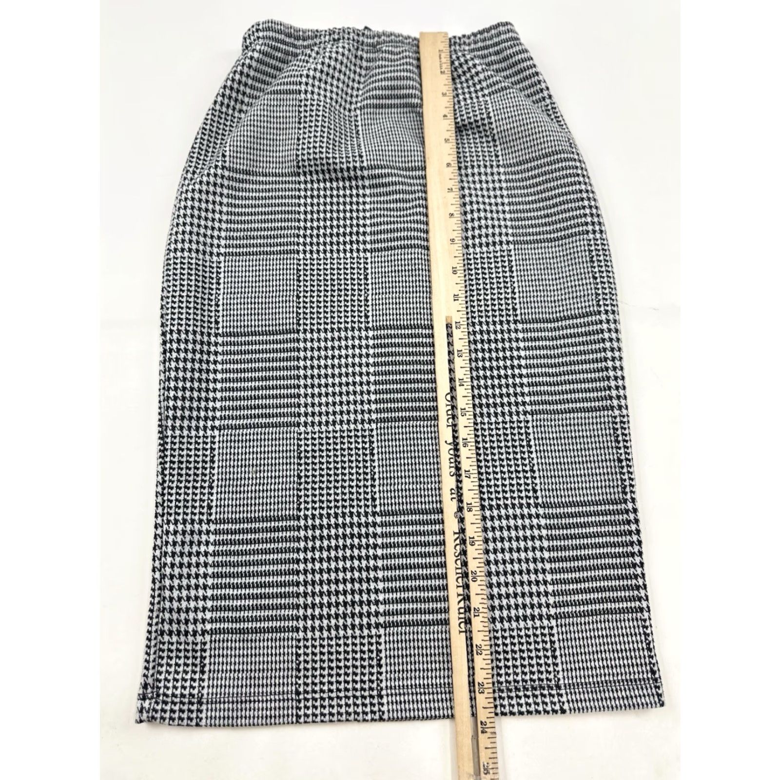 Vintage Olivia Rae New York Skirt Women’s S Small Black White Houndstooth Pencil Stretch Casual Party/Cocktail Travel Business 90s American Womens Size 28" / US 6 / IT 42 - 5 Thumbnail