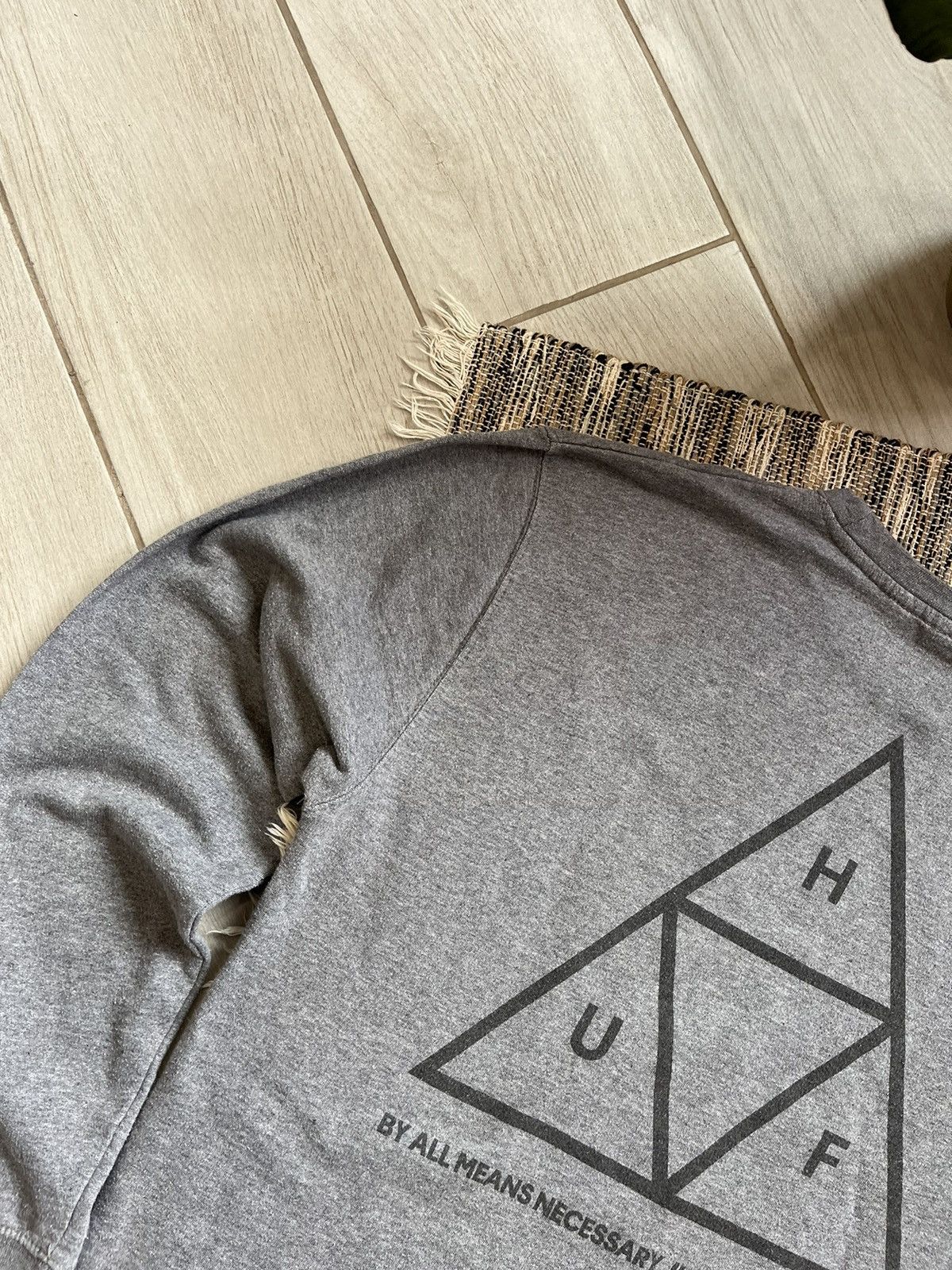 Huf HUF sweatshirt blank grey minimalistic Size US L / EU 52-54 / 3 - 13 Thumbnail