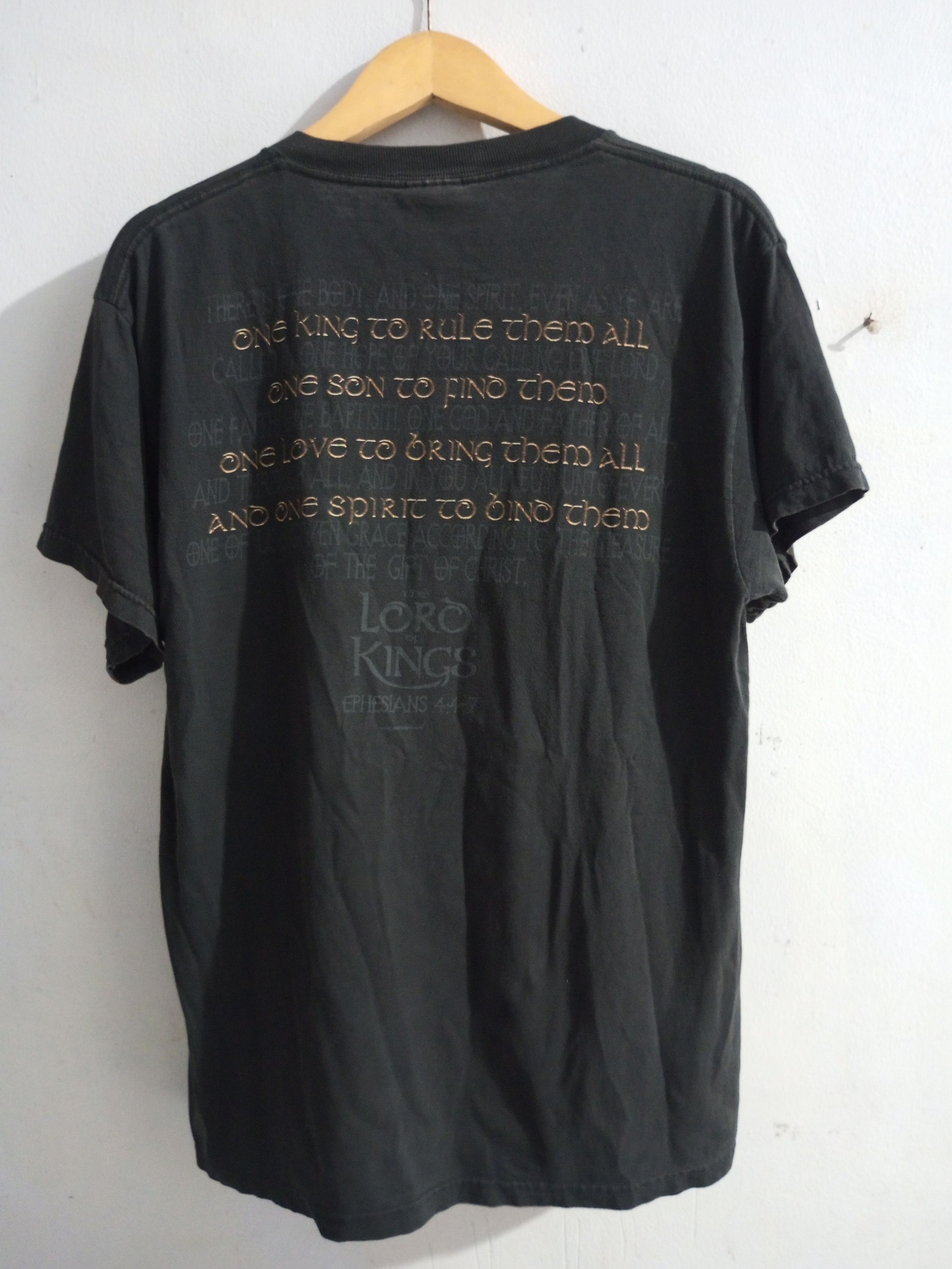 If Six Was Nine Vintage the lord of king sun fadded jesus tee Size US M / EU 48-50 / 2 - 2 Thumbnail