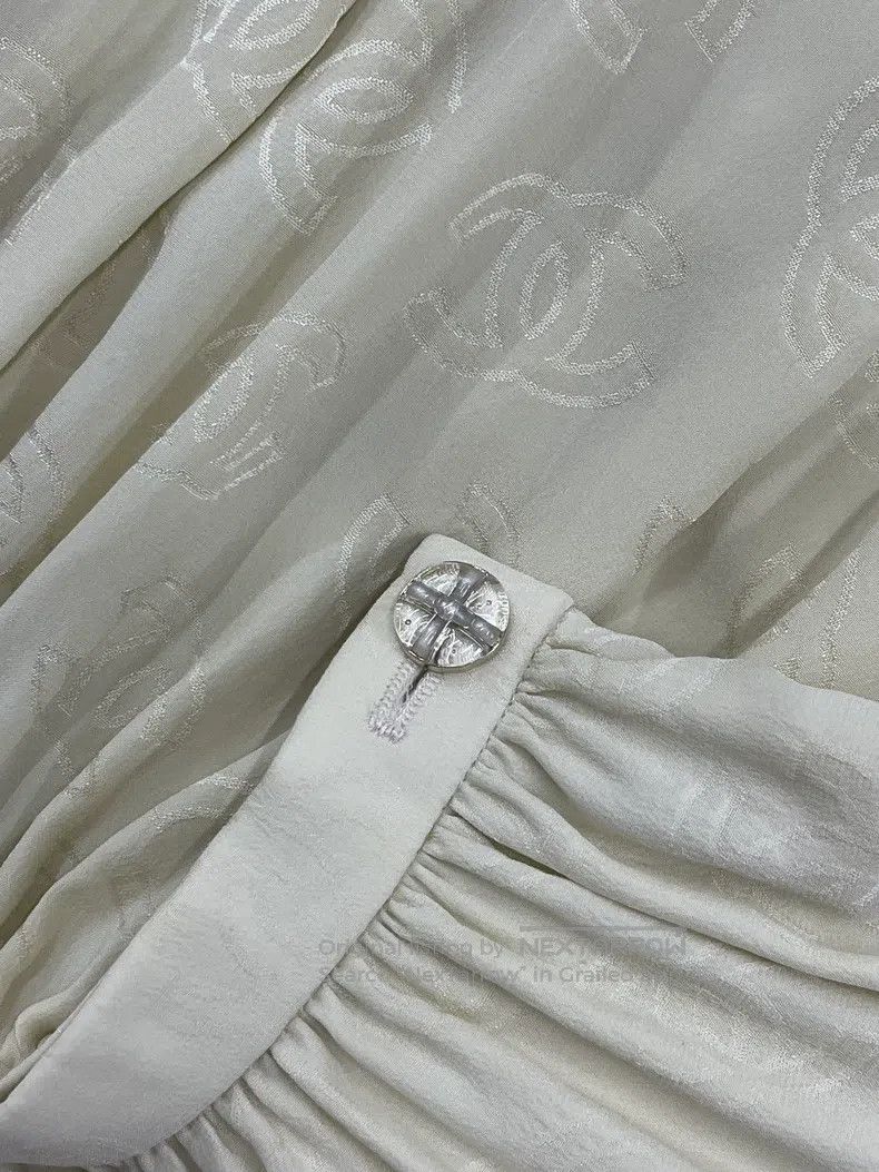 Chanel Chanel 23S light yellow full logo full double c silk skirt Size 42" / US 20 - 3 Thumbnail