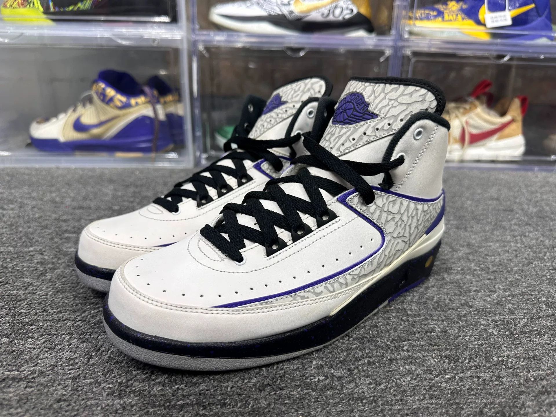 Nike Nike White Lowtop Sneakers 7.5 Men Size US 7.5 / EU 40-41 - 1 Thumbnail