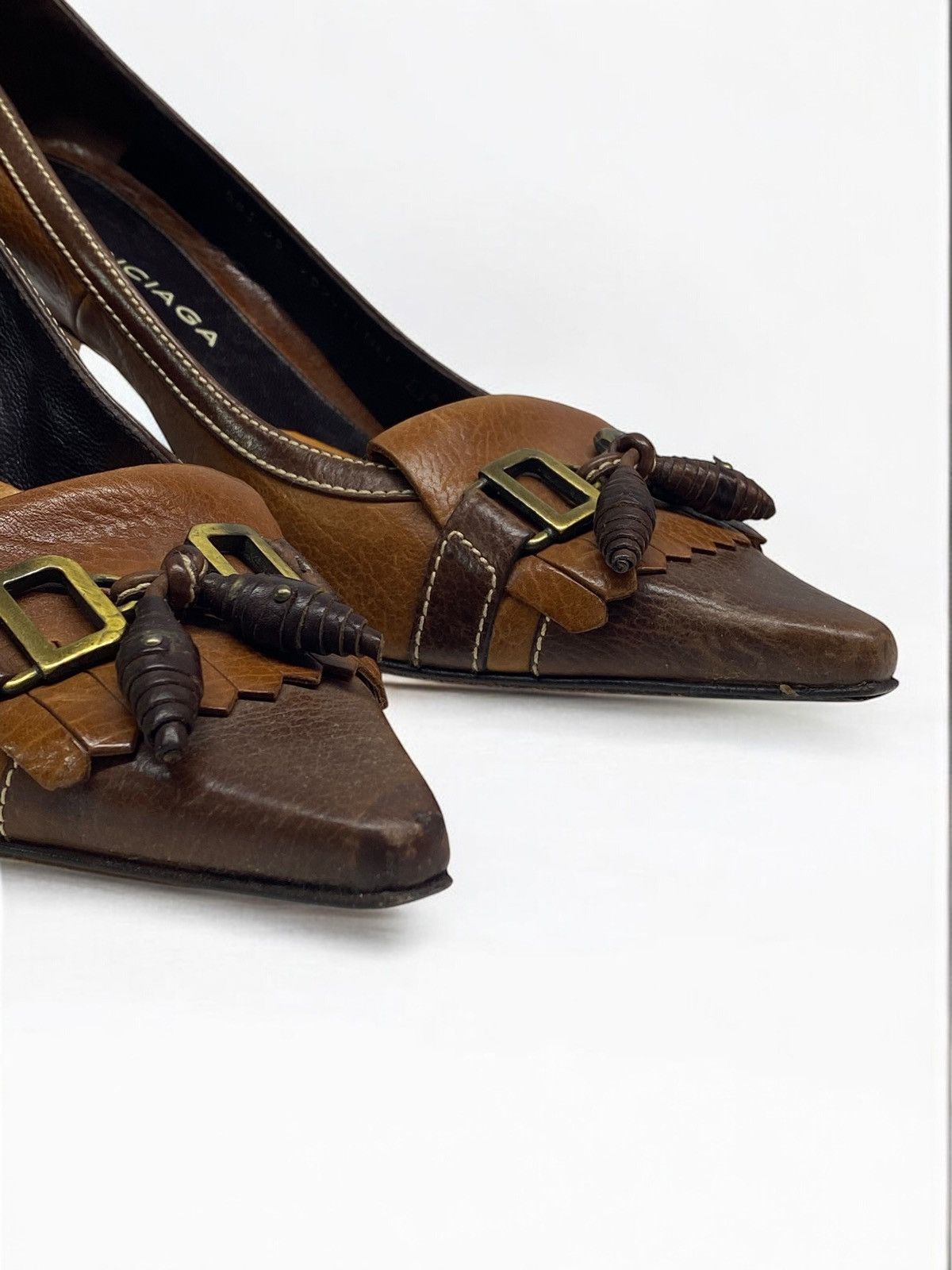 Balenciaga 🔥 BALENCIAGA BROWN TASSLE PUMPS VINTAGE LOAFER STYLE Size US 5 / IT 35 - 5 Thumbnail
