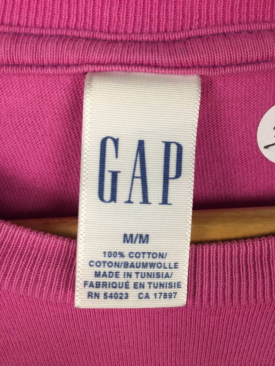 Gap Vtg GAP Classic Arch Logo Essential Tee Size M Size US M / EU 48-50 / 2 - 13 Thumbnail