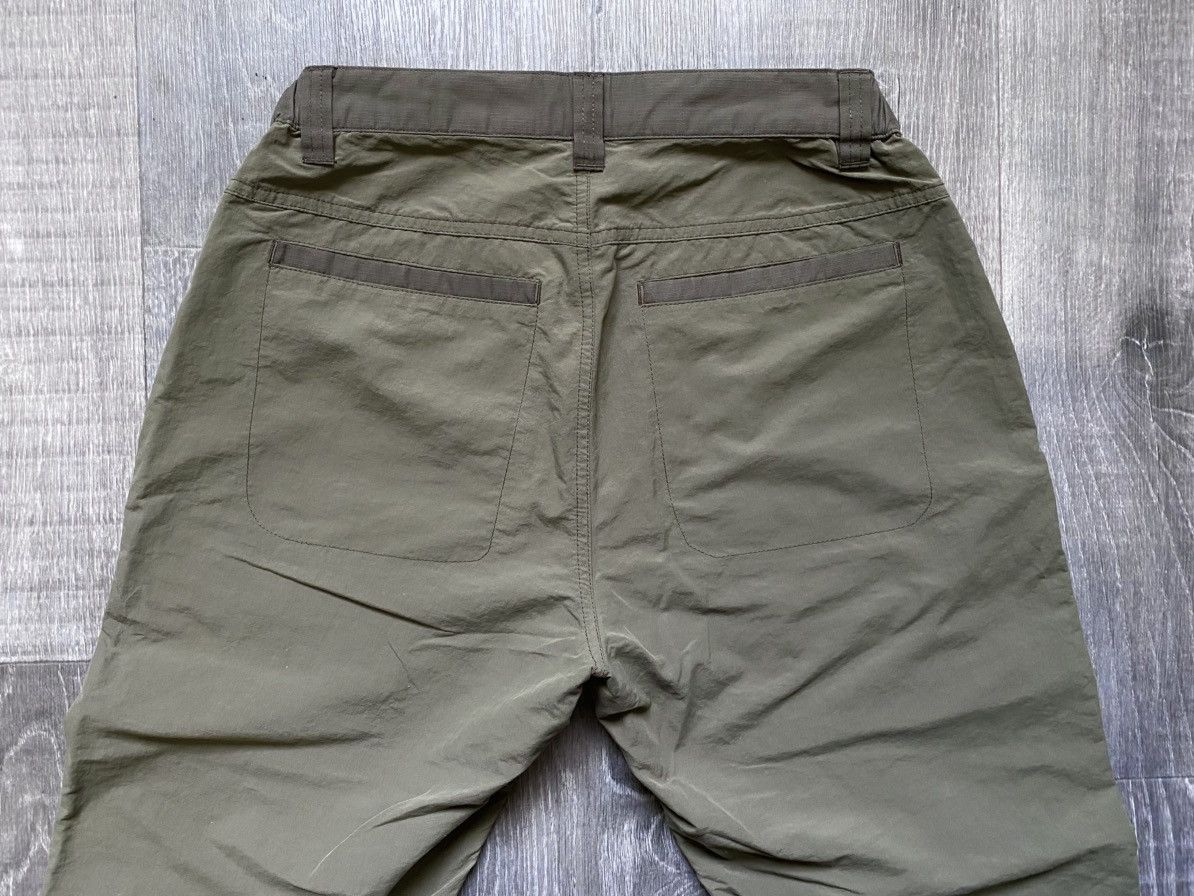 Fjallraven Women’s Fjallraven Abisko Hybrid Knickers Shortened Trousers Size 29" - 18 Thumbnail