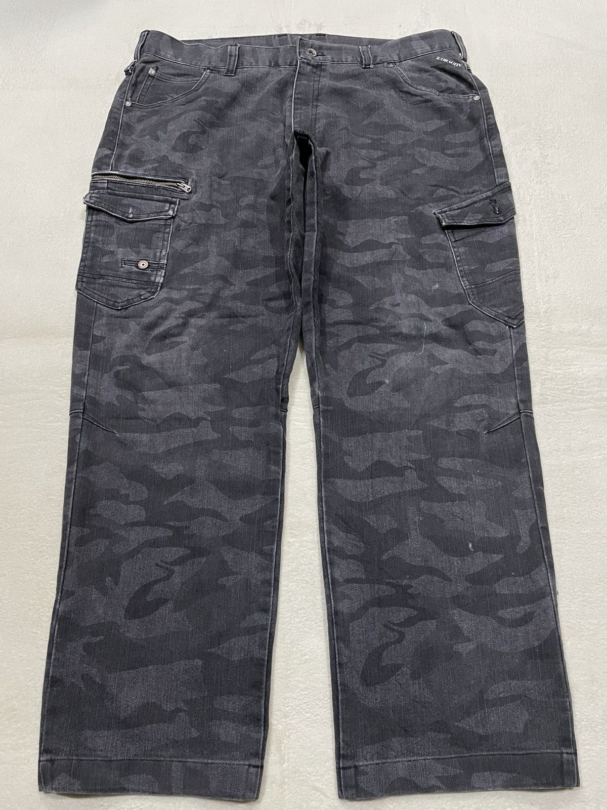 Japanese Brand Vintage Z-Dragon Faded Denim Jeans Size US 38 / EU 54 - 1 Thumbnail
