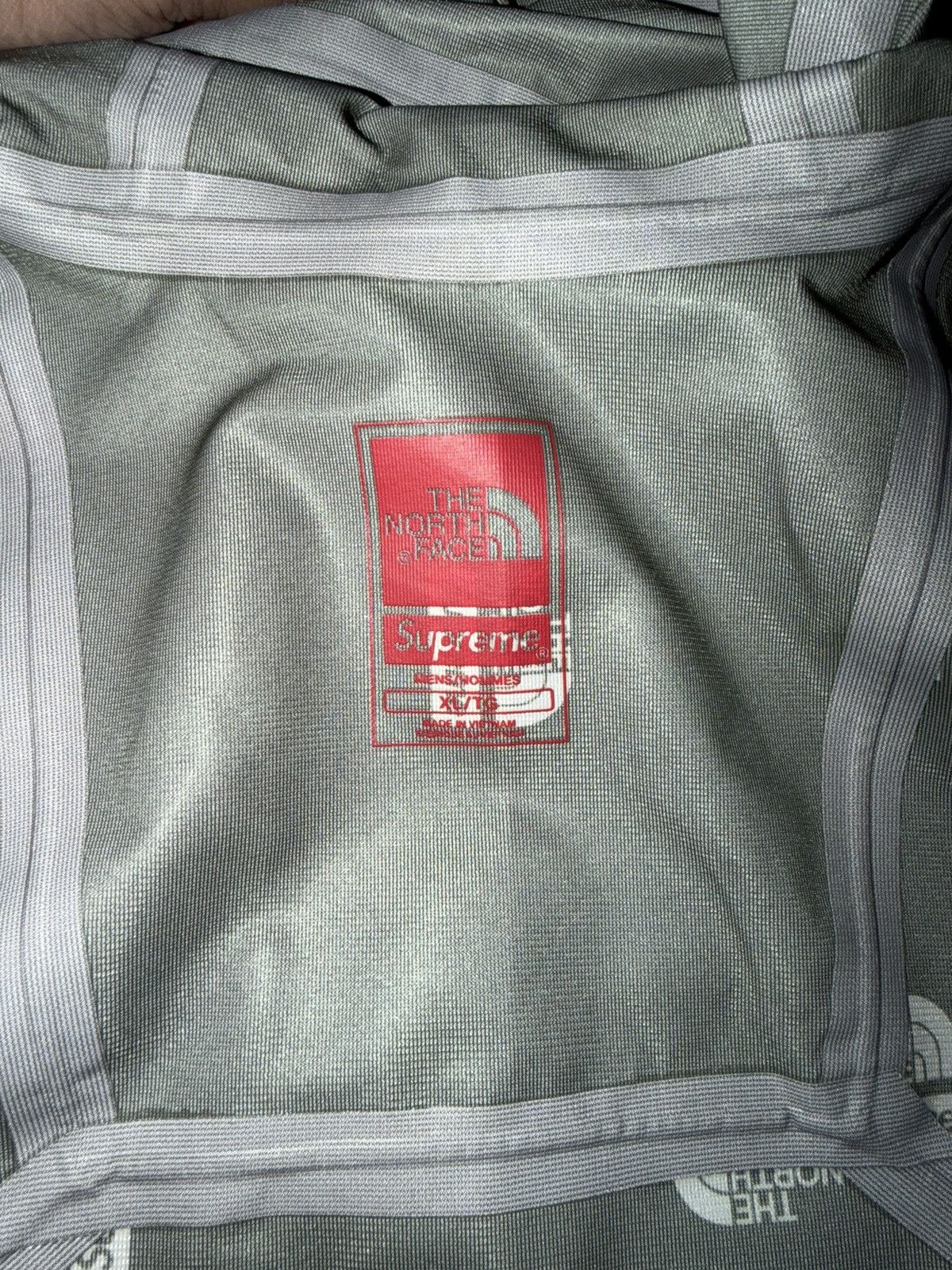 Supreme × The North Face Supreme The North Face Summit Series Pro Jacket Size US XL / EU 56 / 4 - 4 Thumbnail