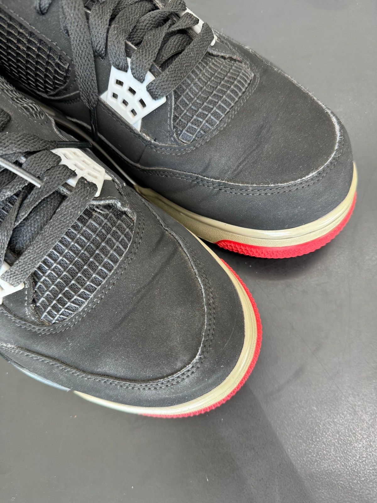 Jordan Brand Air Jordan 4 Black Cement Bred Sz. 12 (2019) Size US 12 / EU 45 - 7 Thumbnail